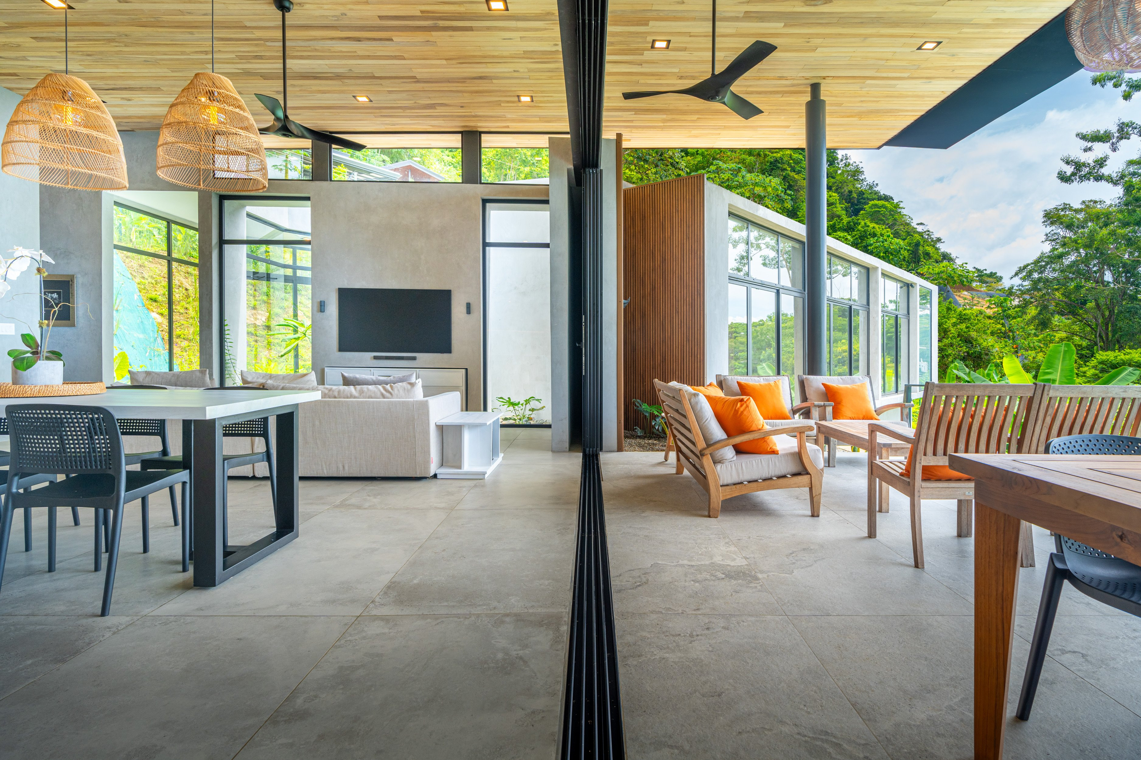 Modern Ocean View Home (Casa La Artista) in Ojochal property photo 2
