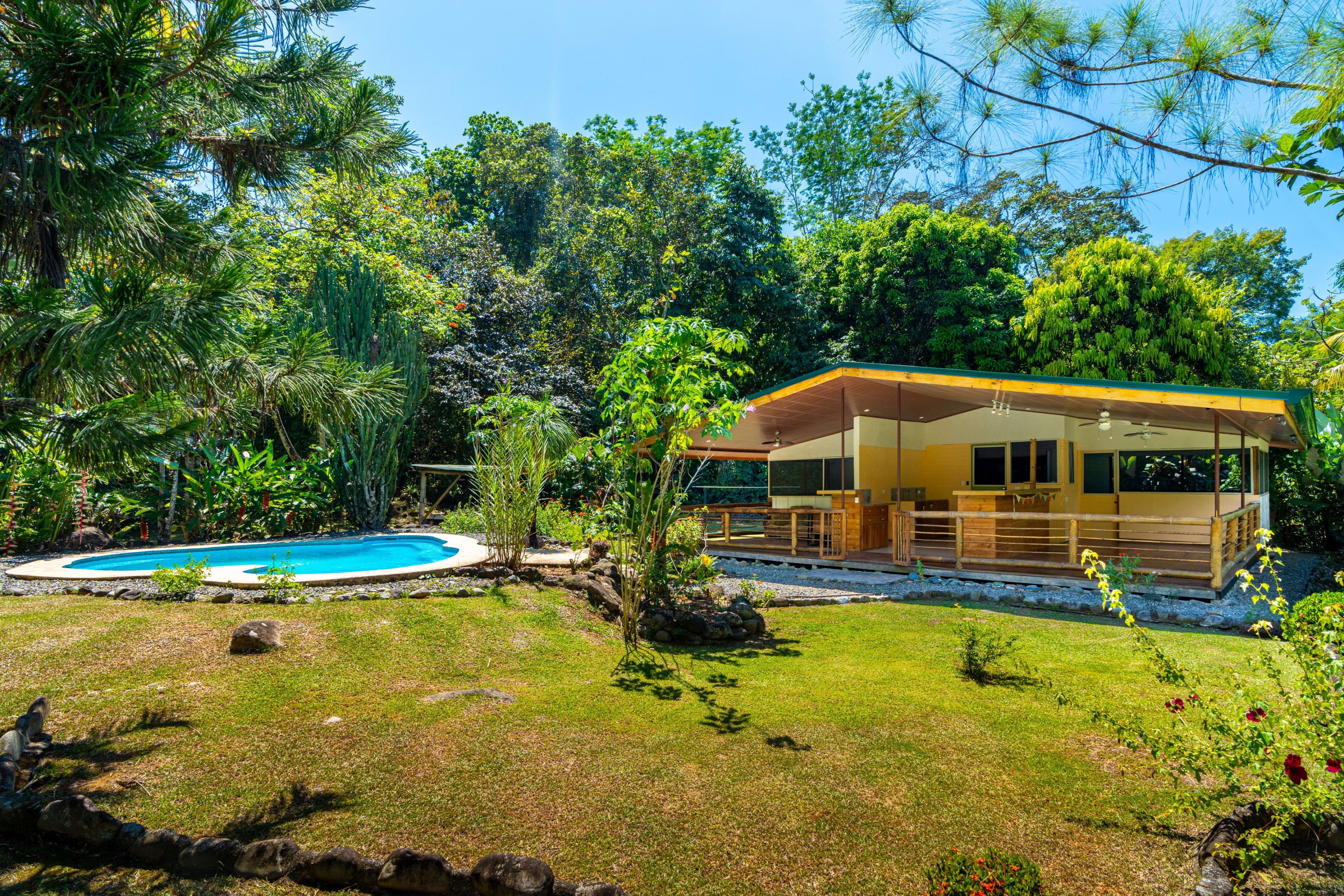 Boutique Estate (Buena Onda) in Ojochal property photo 3