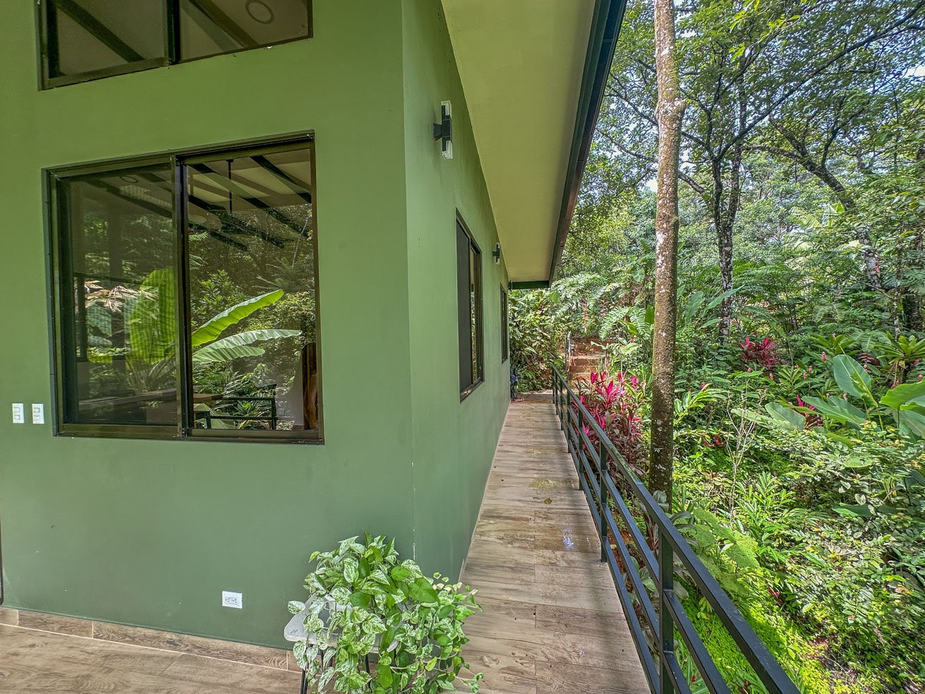 Jungle Estate in Ojochal property photo 5