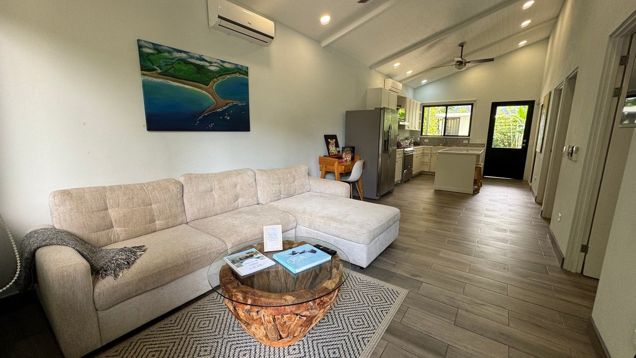 Move-In Ready Home with Pool in Uvita property photo 4