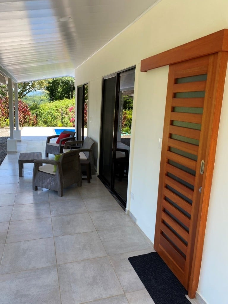 Modern Home with Pool in Ojochal Phase 8 property photo 4