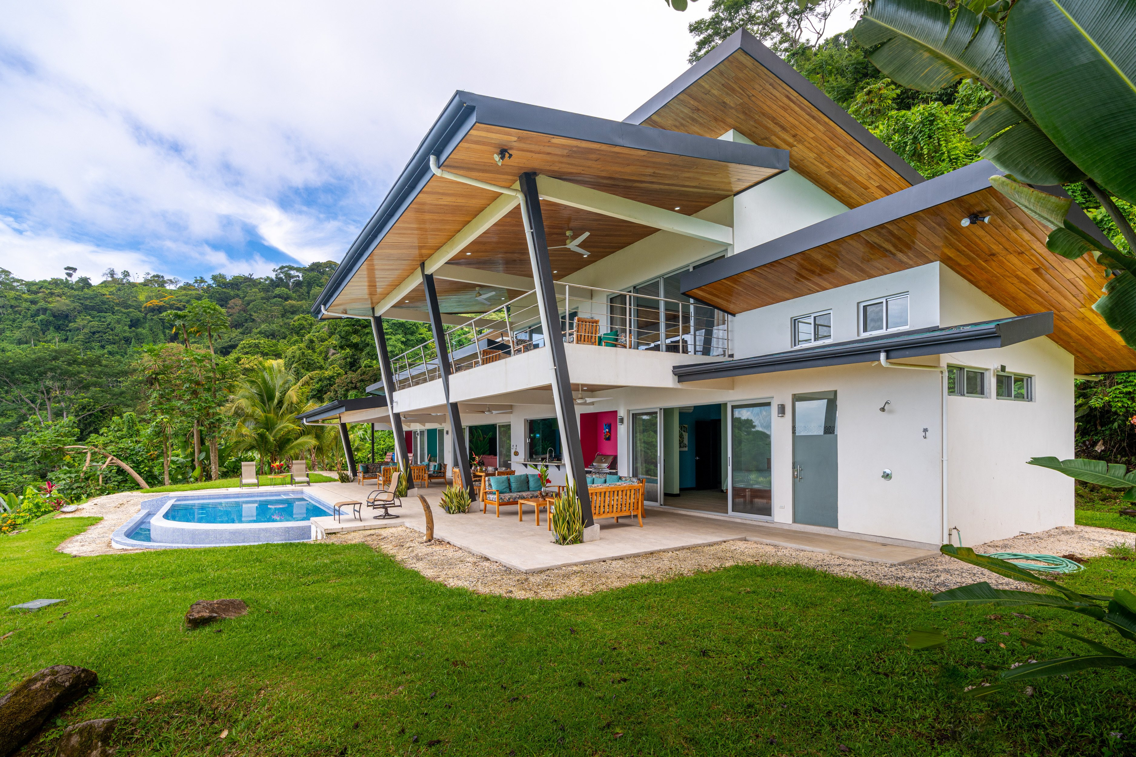 Luxury Ocean View Villa Above Uvita property photo 2