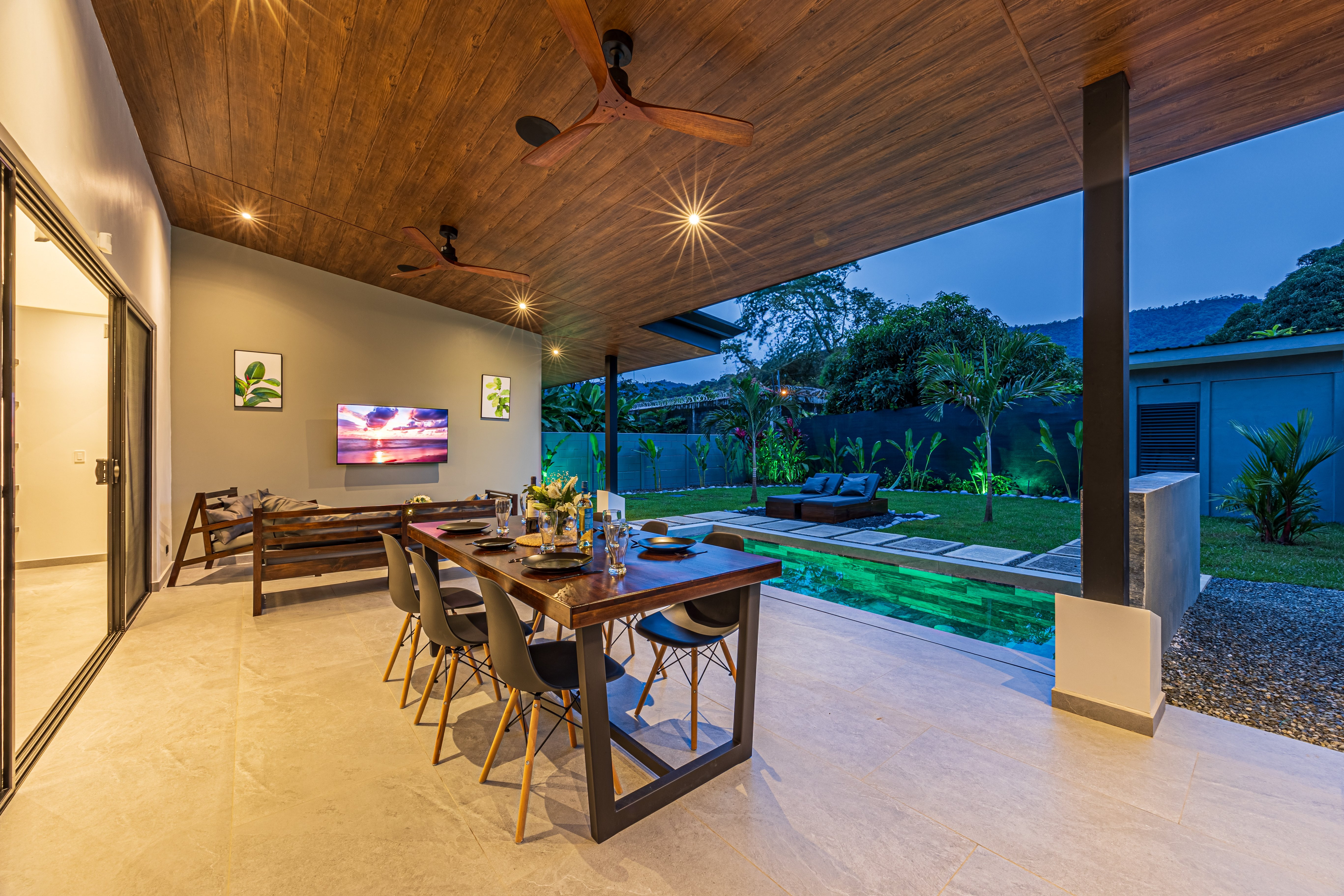 Newly Built Home (Tropica House) in Uvita property photo 4