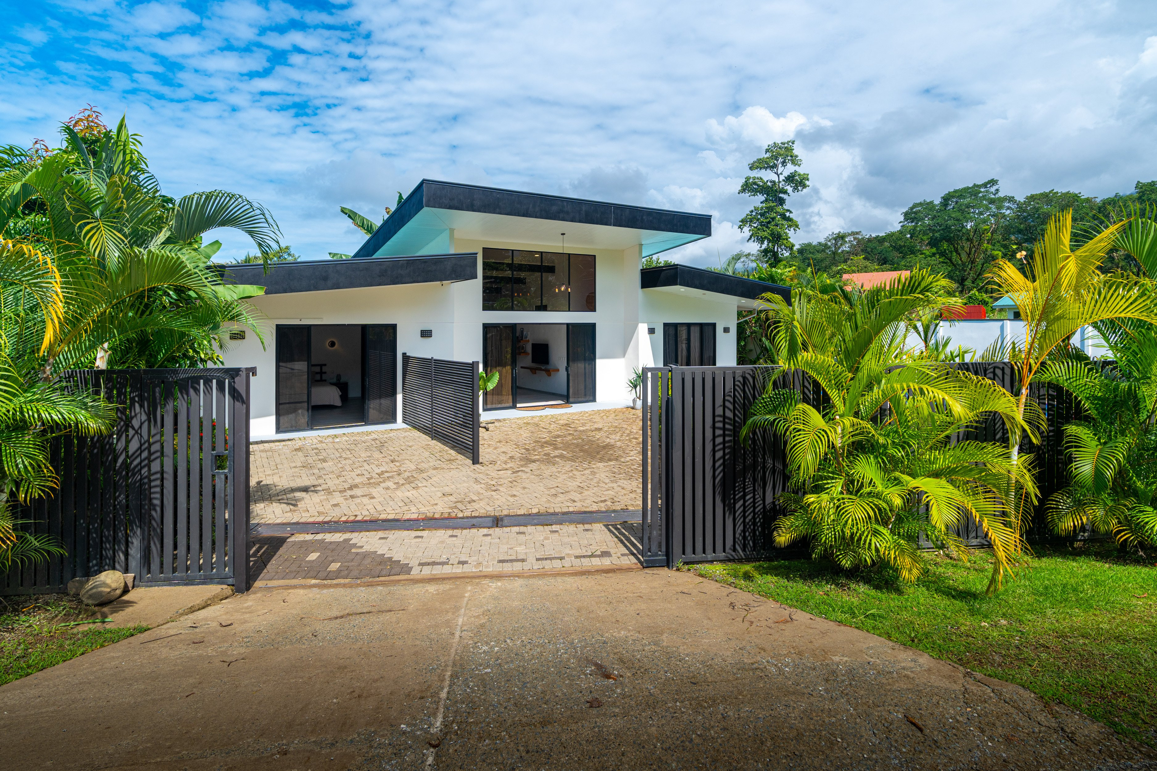 Income-Producing Pool Home in Uvita in Uvita, Costa Rica