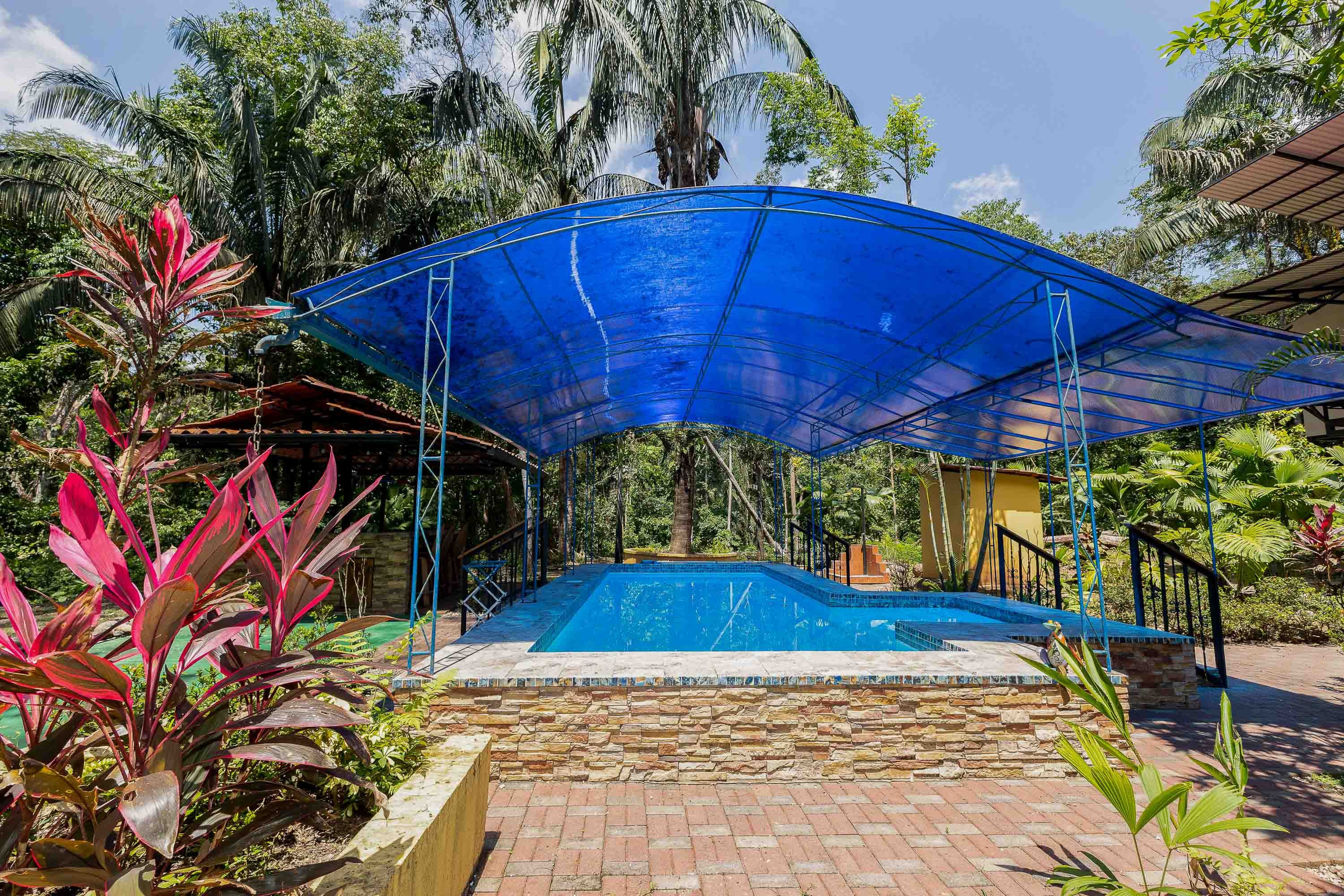 3-Bedroom Home in Alazan, Near Parrita property photo 3