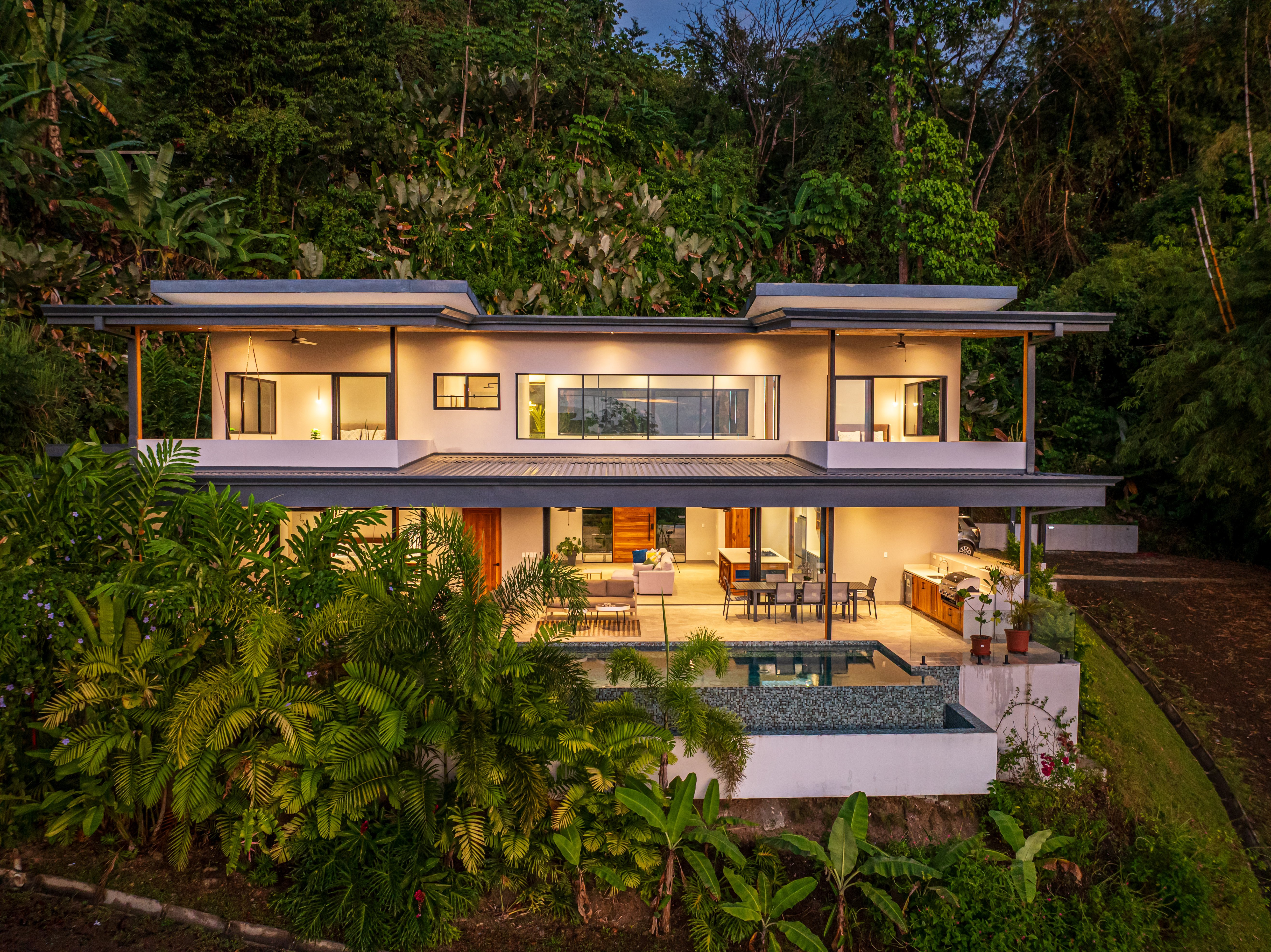 Modern 3-Bedroom Villa Above Uvita property photo 4