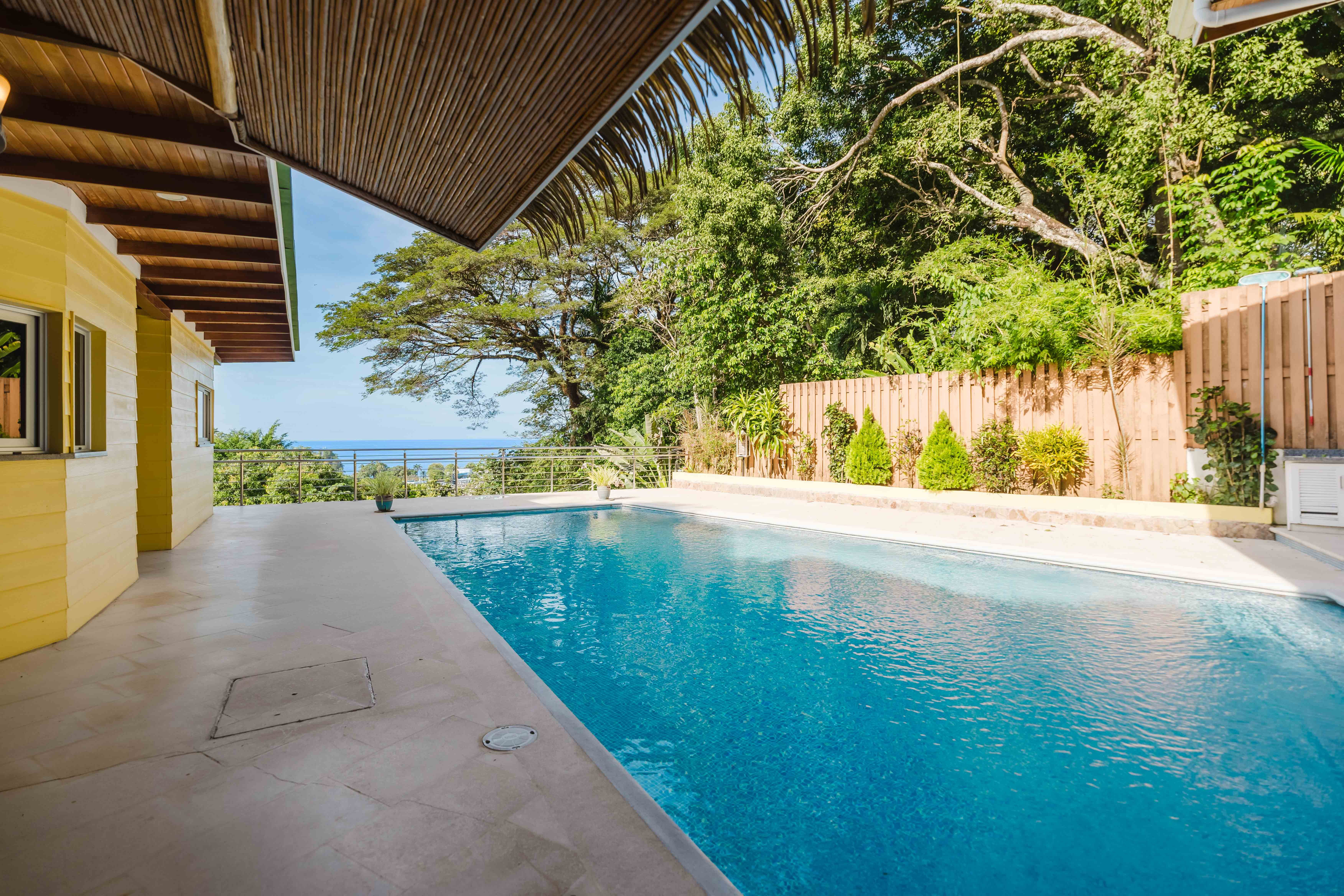 8-Bedroom Multi-Family Estate (The Lodge) in Quepos property photo 2