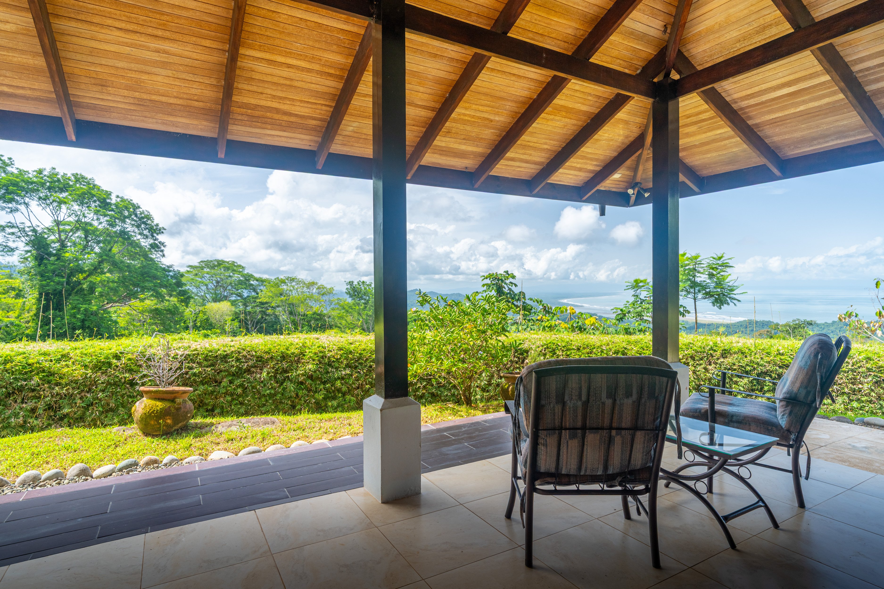 Sweeping Ocean View Home in Cinco Ventanas, Ojochal property photo 4