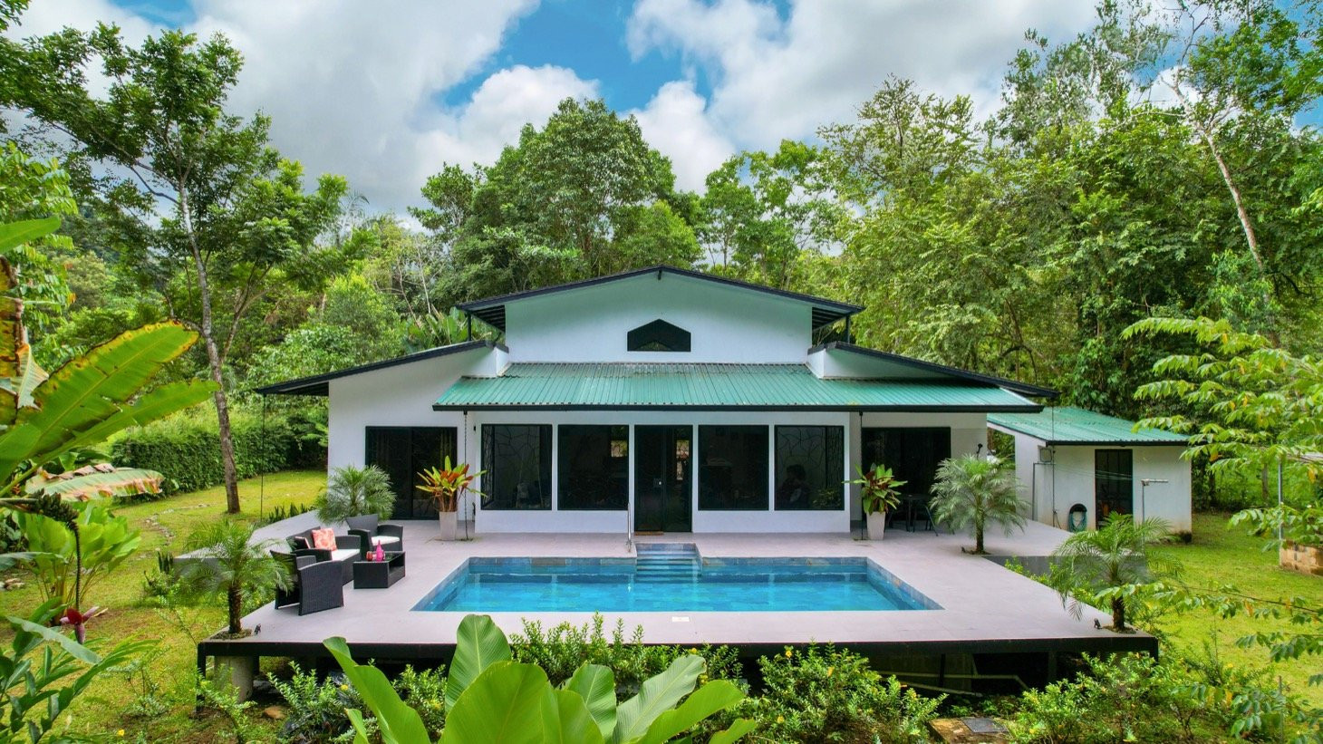 Contemporary Home in Tres Rios property photo