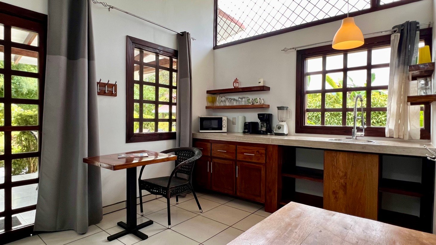 Dual-Pool Home with 2 Rental Cabinas on Calle Buganvilla, Ojochal property photo 4
