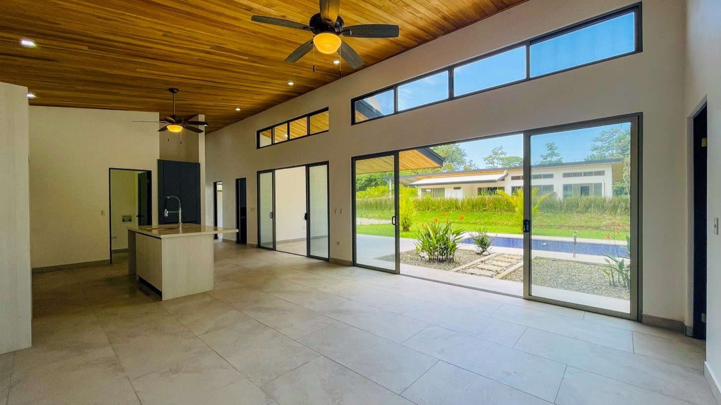 New Mountain View Home in Ojochal property photo 4