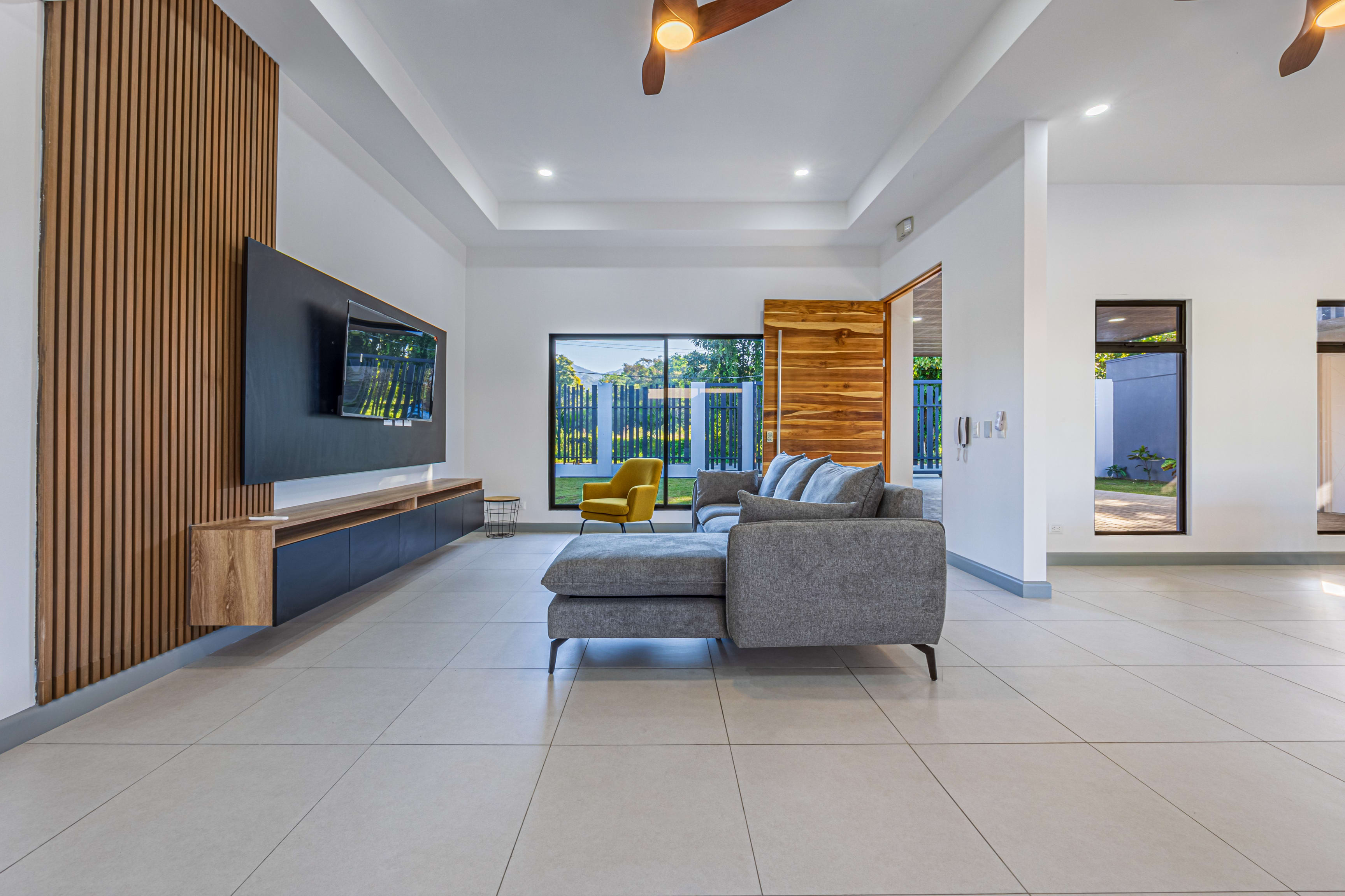 Brand New Modern Home (Casa Morfa) in Coral Uvita property photo 3