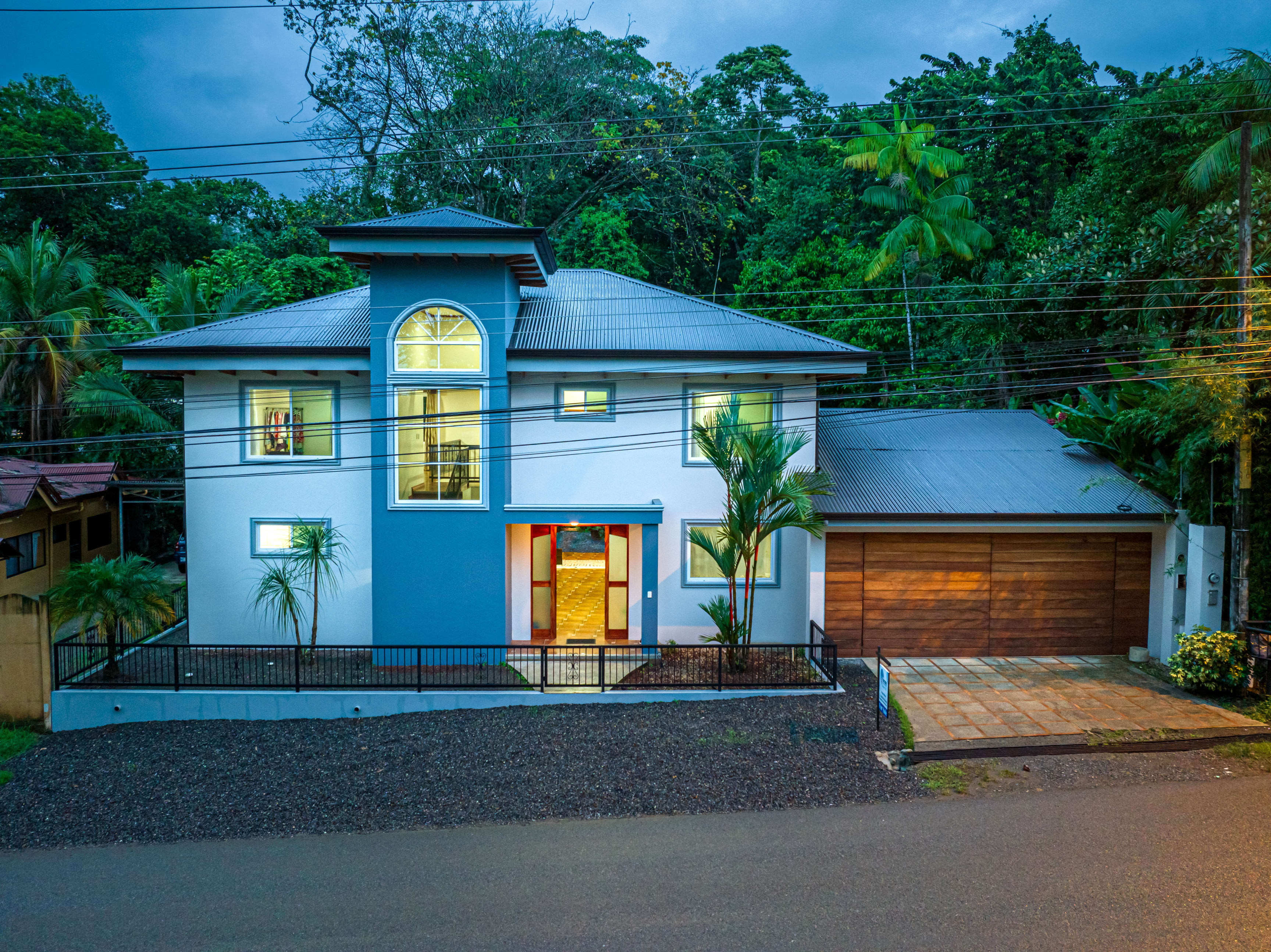 Commercial Property in Downtown Uvita in Uvita, Costa Rica