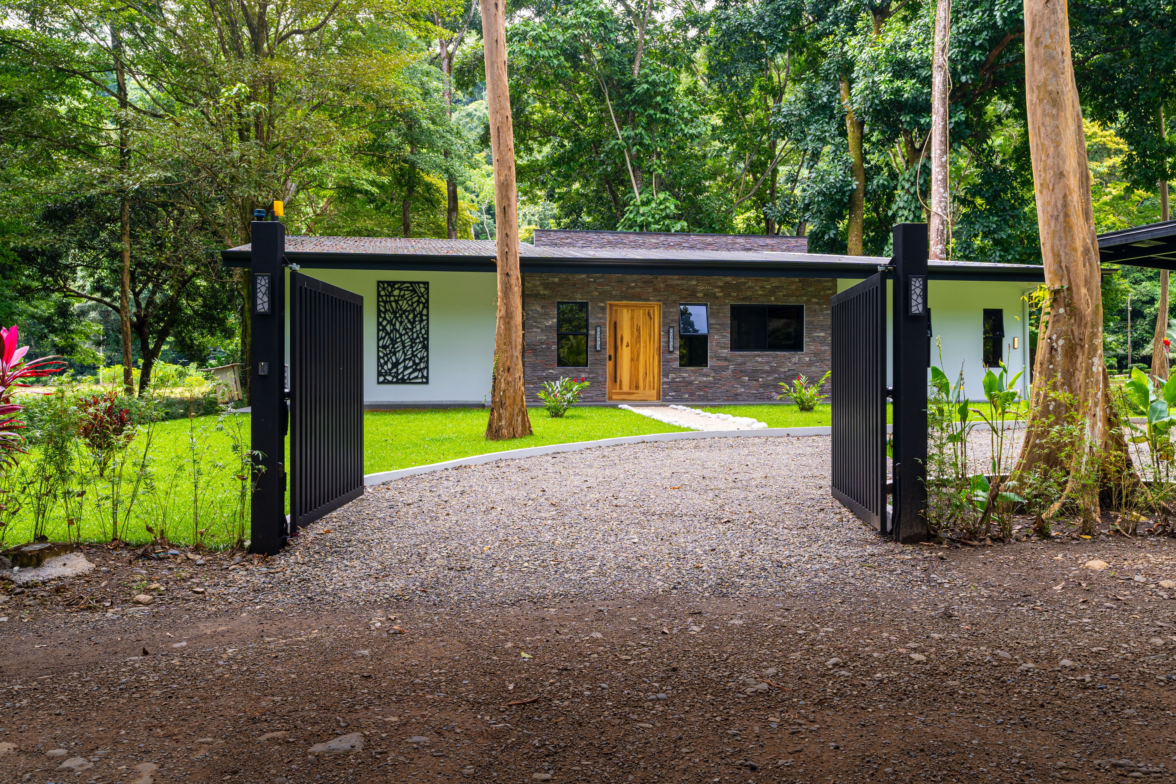 New 3-Bedroom Home in Tres Rios, Ojochal property photo 3