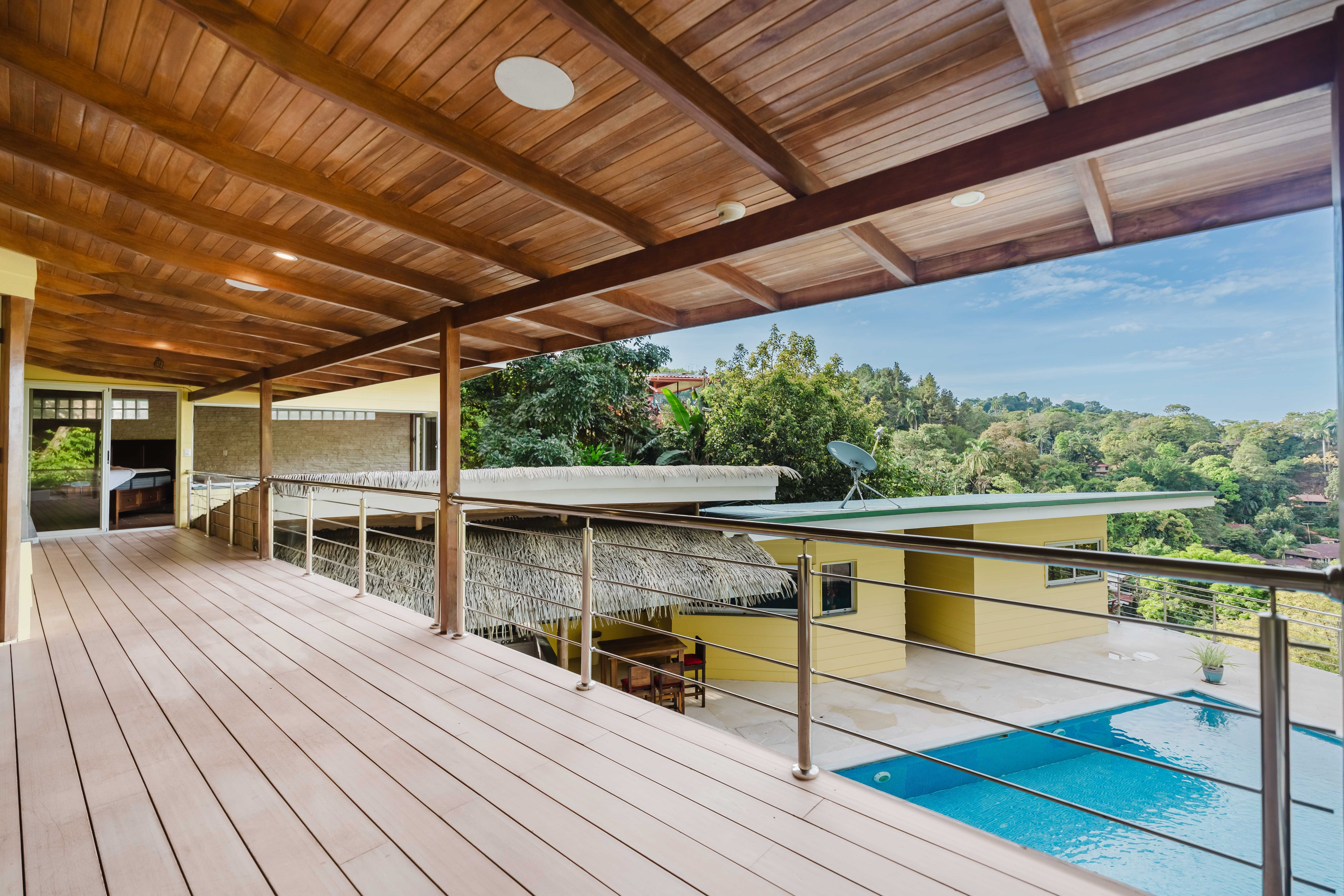 8-Bedroom Multi-Family Estate (The Lodge) in Quepos property photo 3