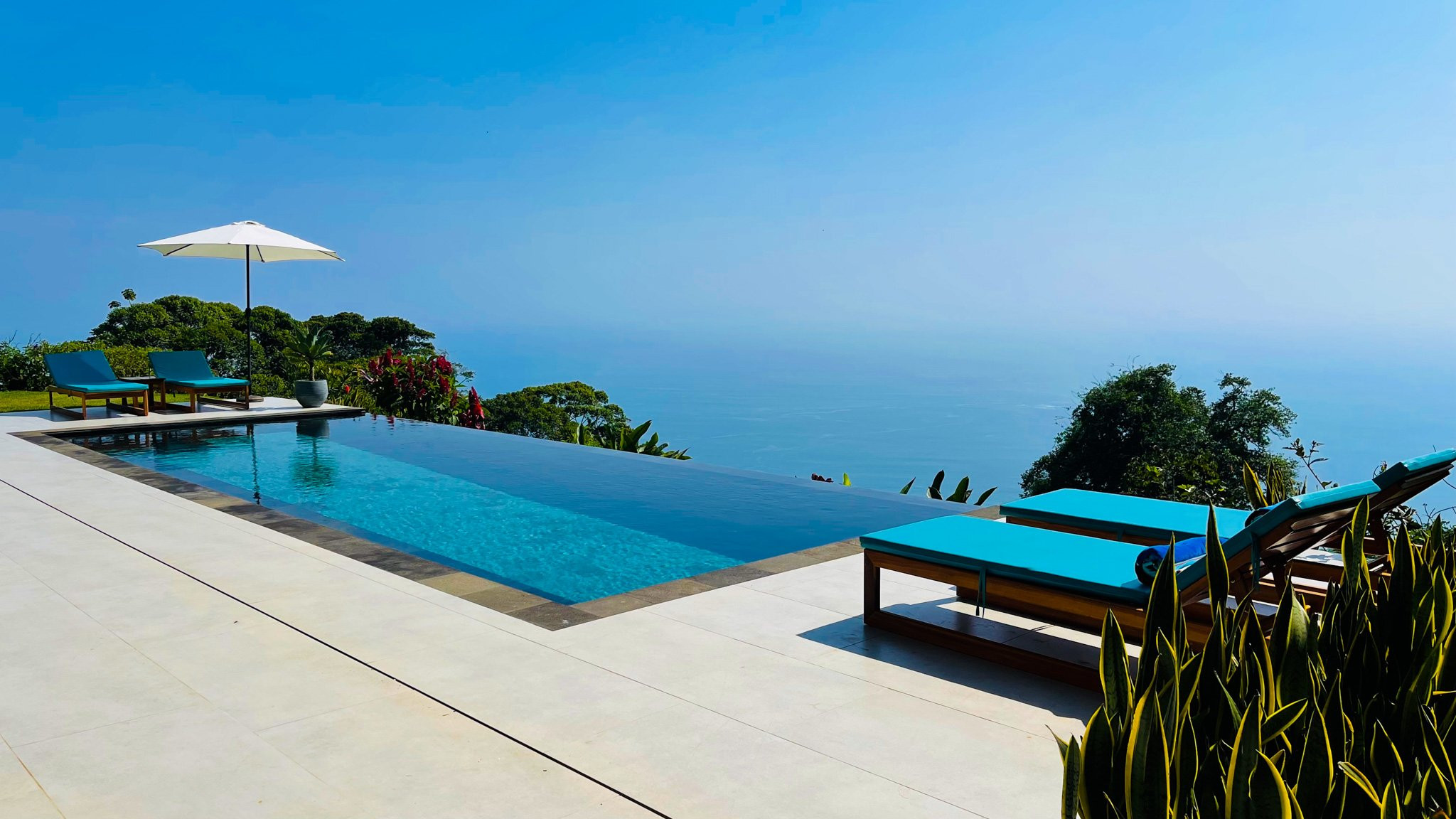 Modern Ocean View Home in Costa Verde Estates, Escaleras property photo 3