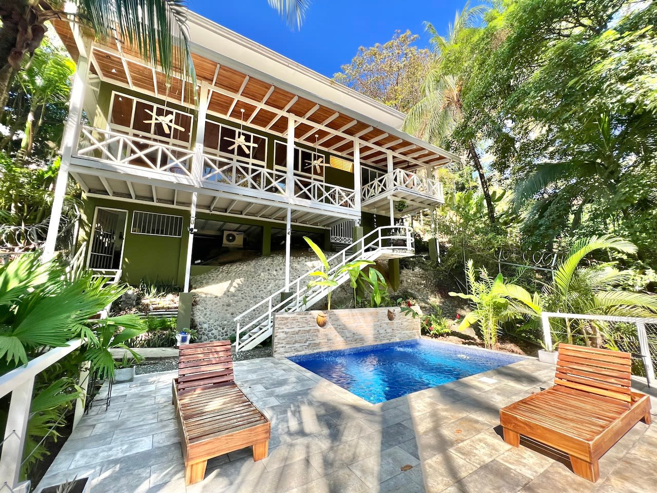 Multi-Level Home (Casa Amable) in Manuel Antonio property photo 4