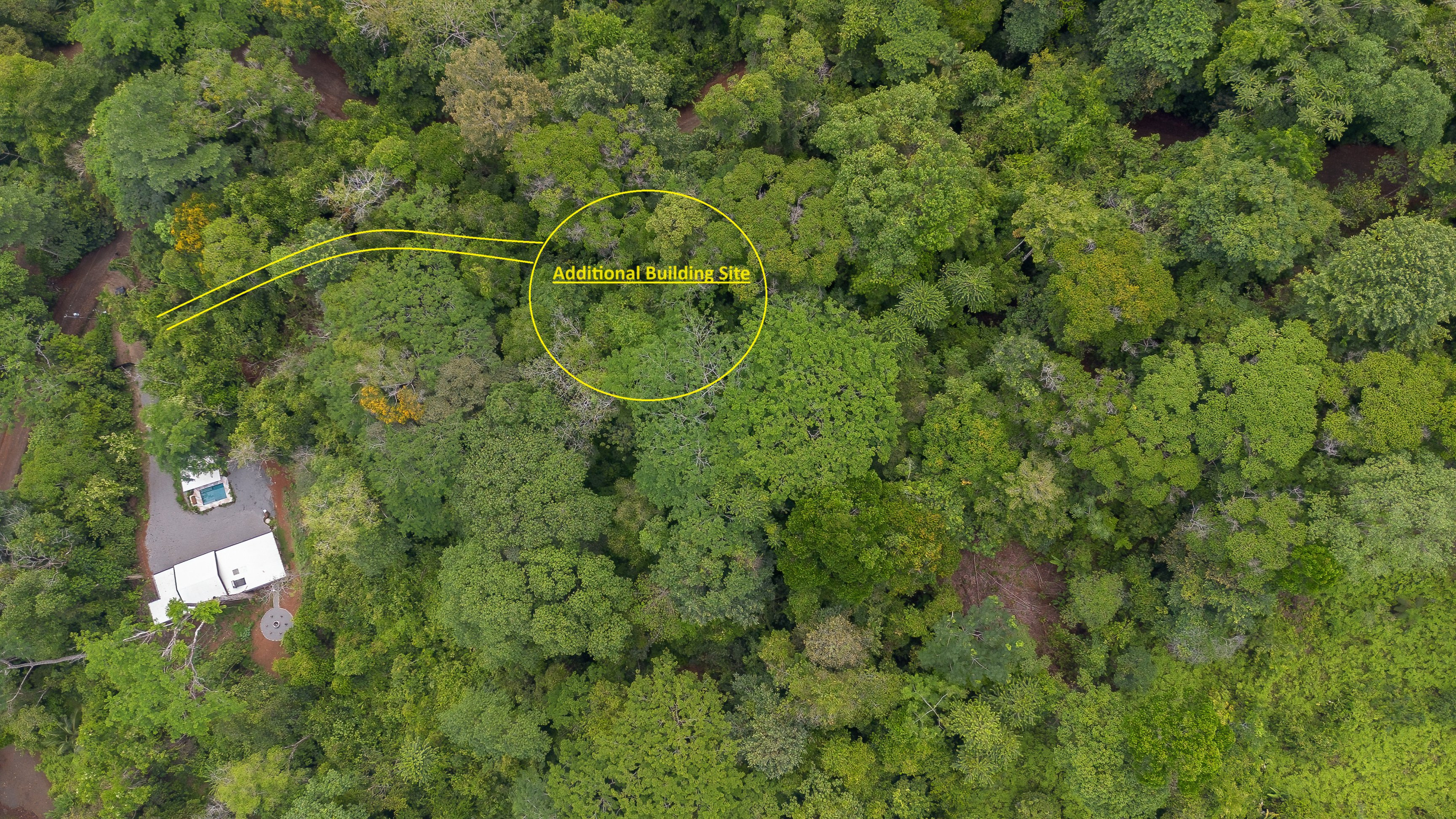 Luxury Yurt on 2.15 Acres in Portasol property photo 2