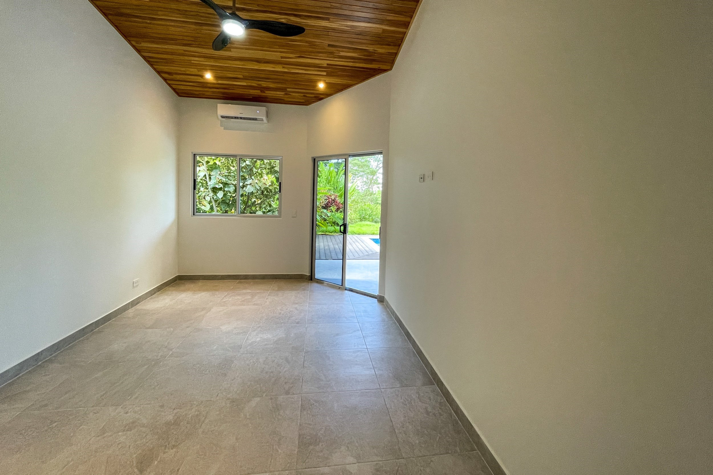 Low-Maintenance Villa with Pool in Ojochal property photo 4