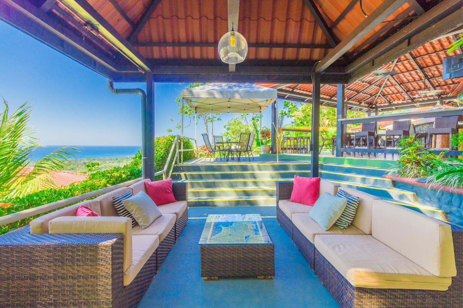 20-Room Boutique Hotel Above Uvita property photo 3