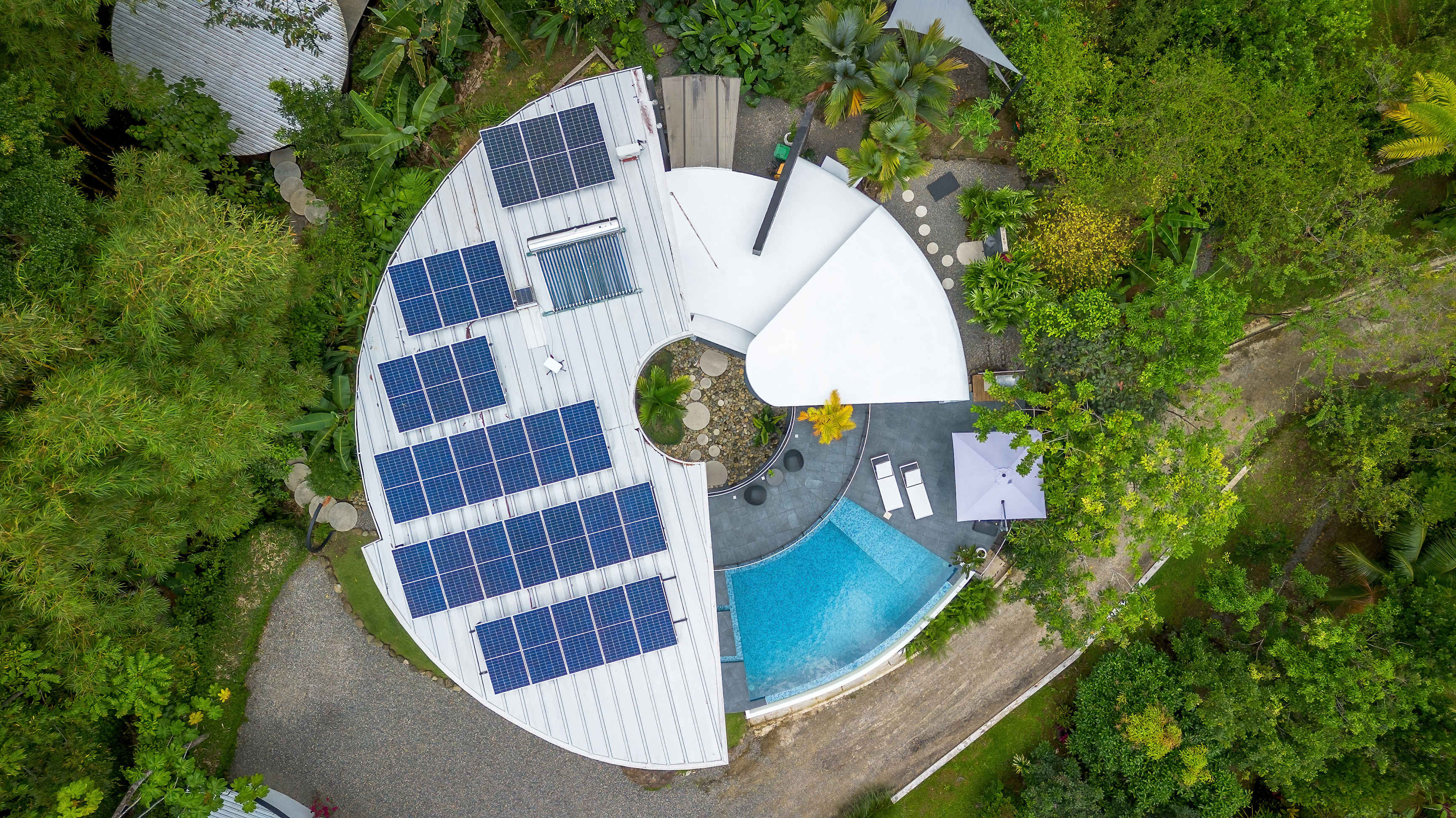 Modern Glass Villa (The Glass House) in Ojochal property photo 4