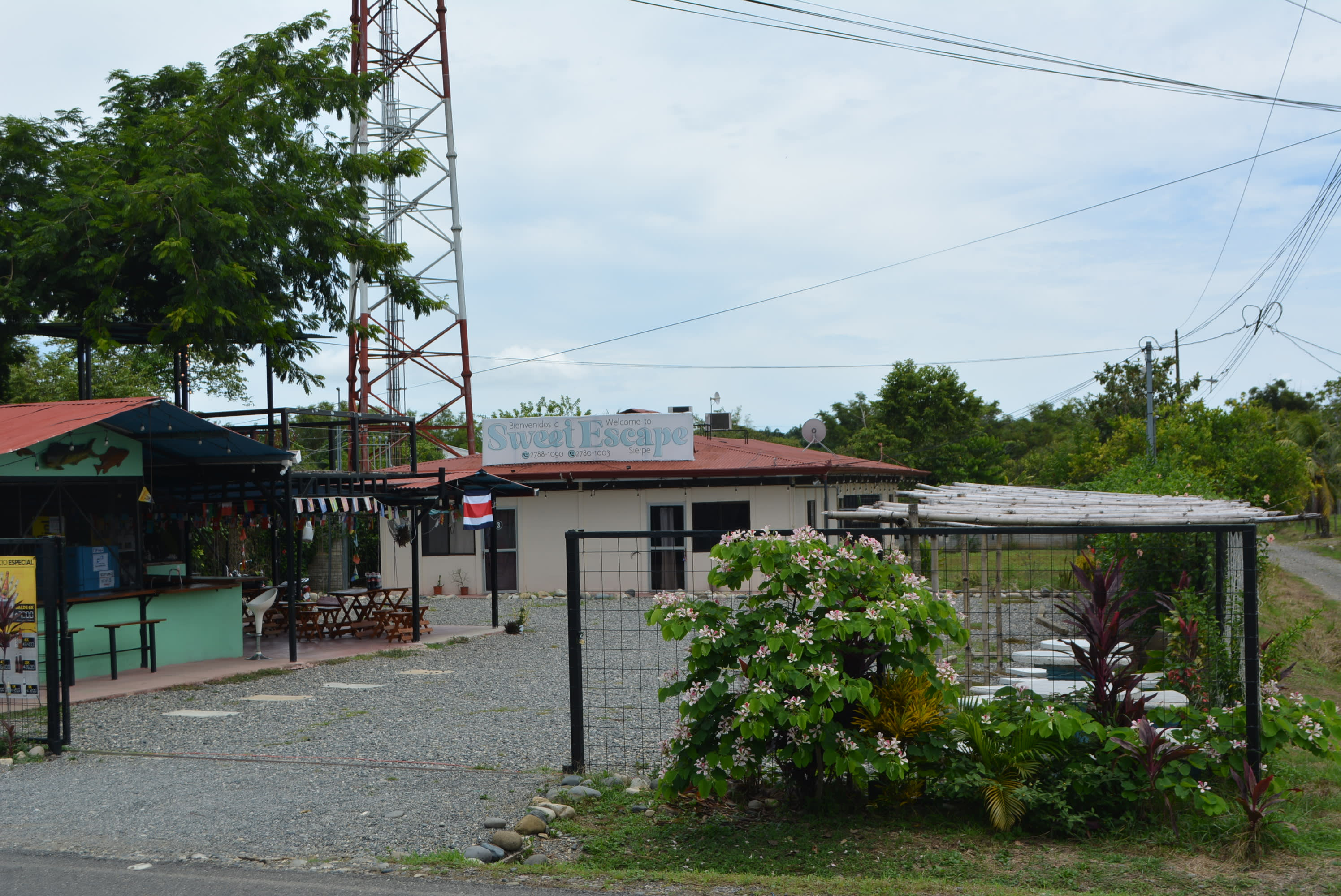 Turnkey Hotel and Bar (The Sweet Escape) in Sierpe in Ojochal, Costa Rica