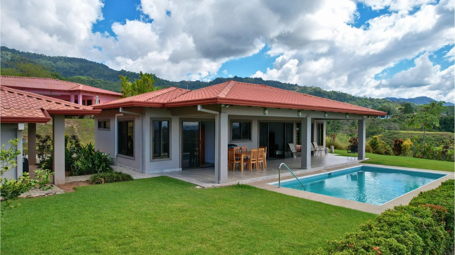 Ocean View Villa (Casa Jean) in Ojochal property photo 3