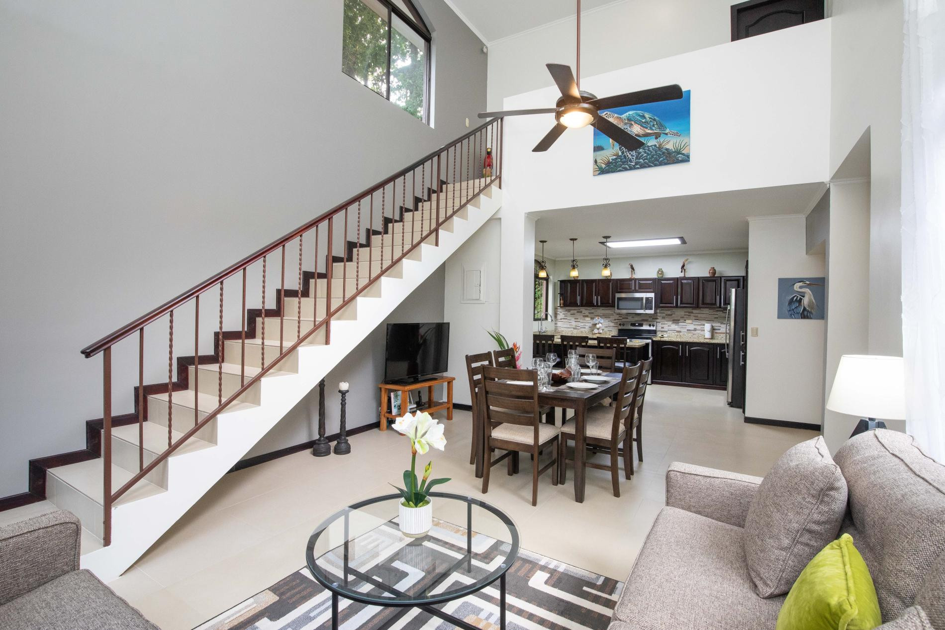 3-Bedroom Villa in Manuel Antonio Estates property photo 2