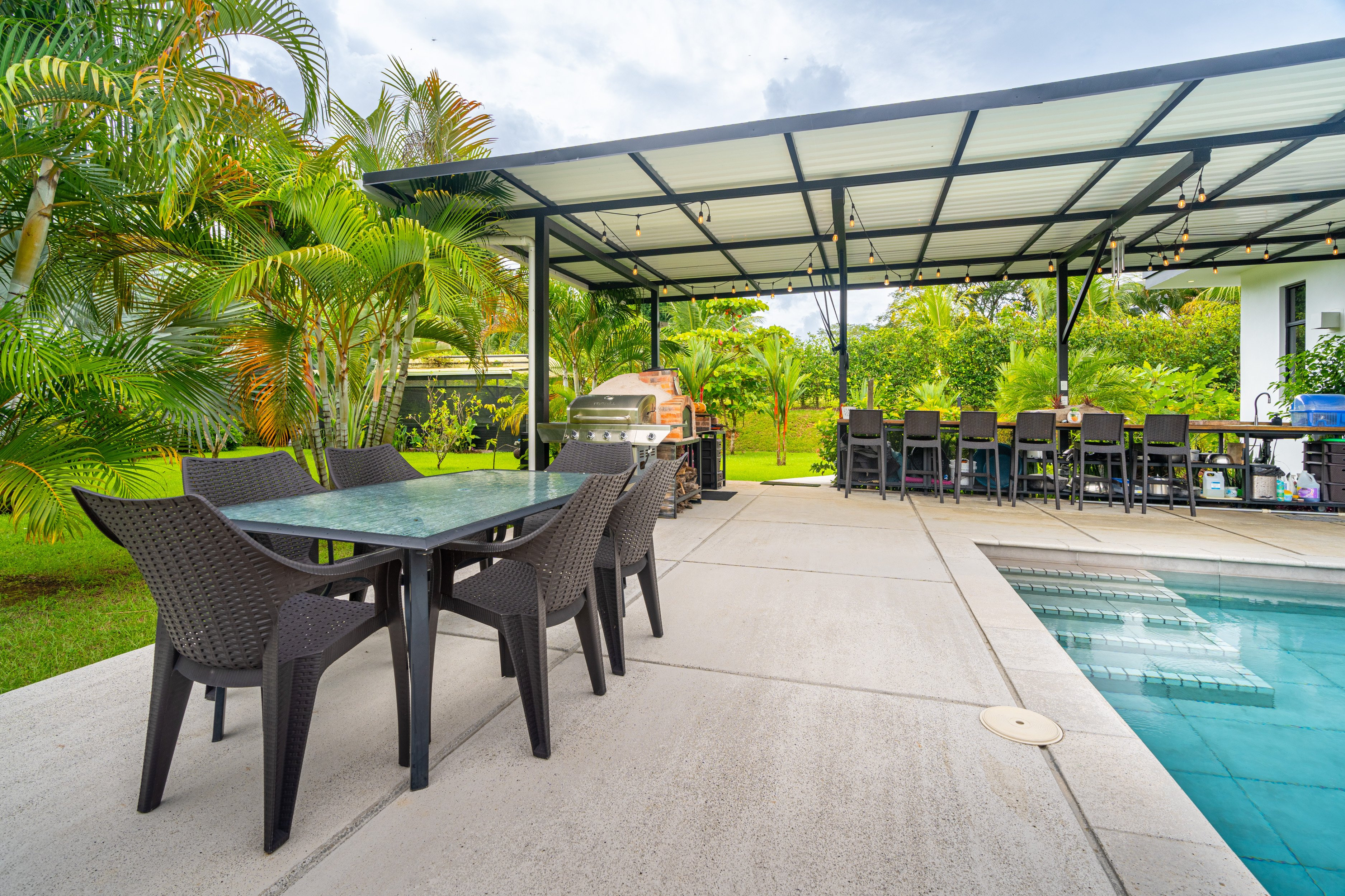 Modern 4-Bedroom Home in Ojochal in Ojochal, Costa Rica
