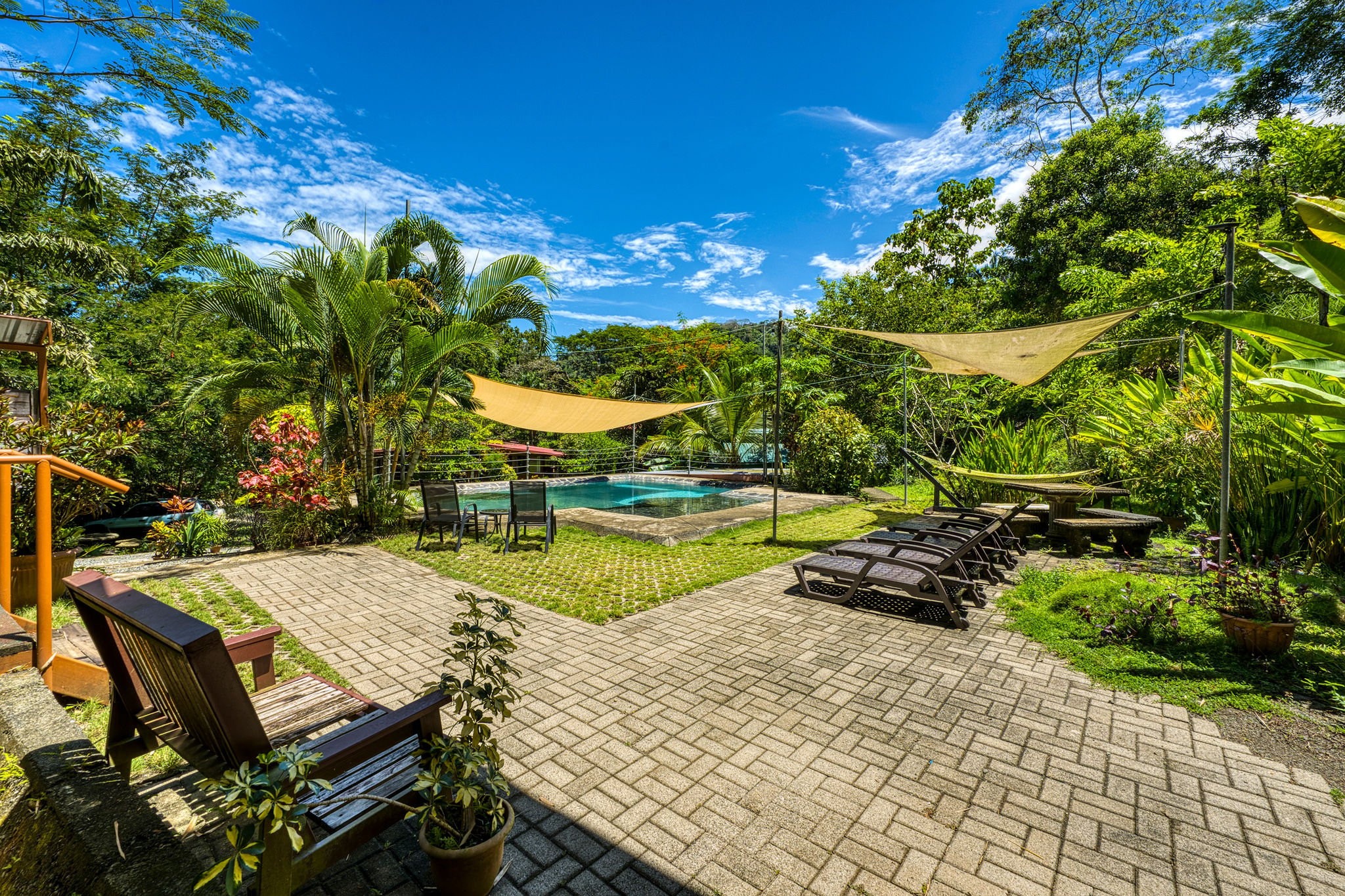 Revenue-Producing Hotel in Dominical in Dominical, Costa Rica