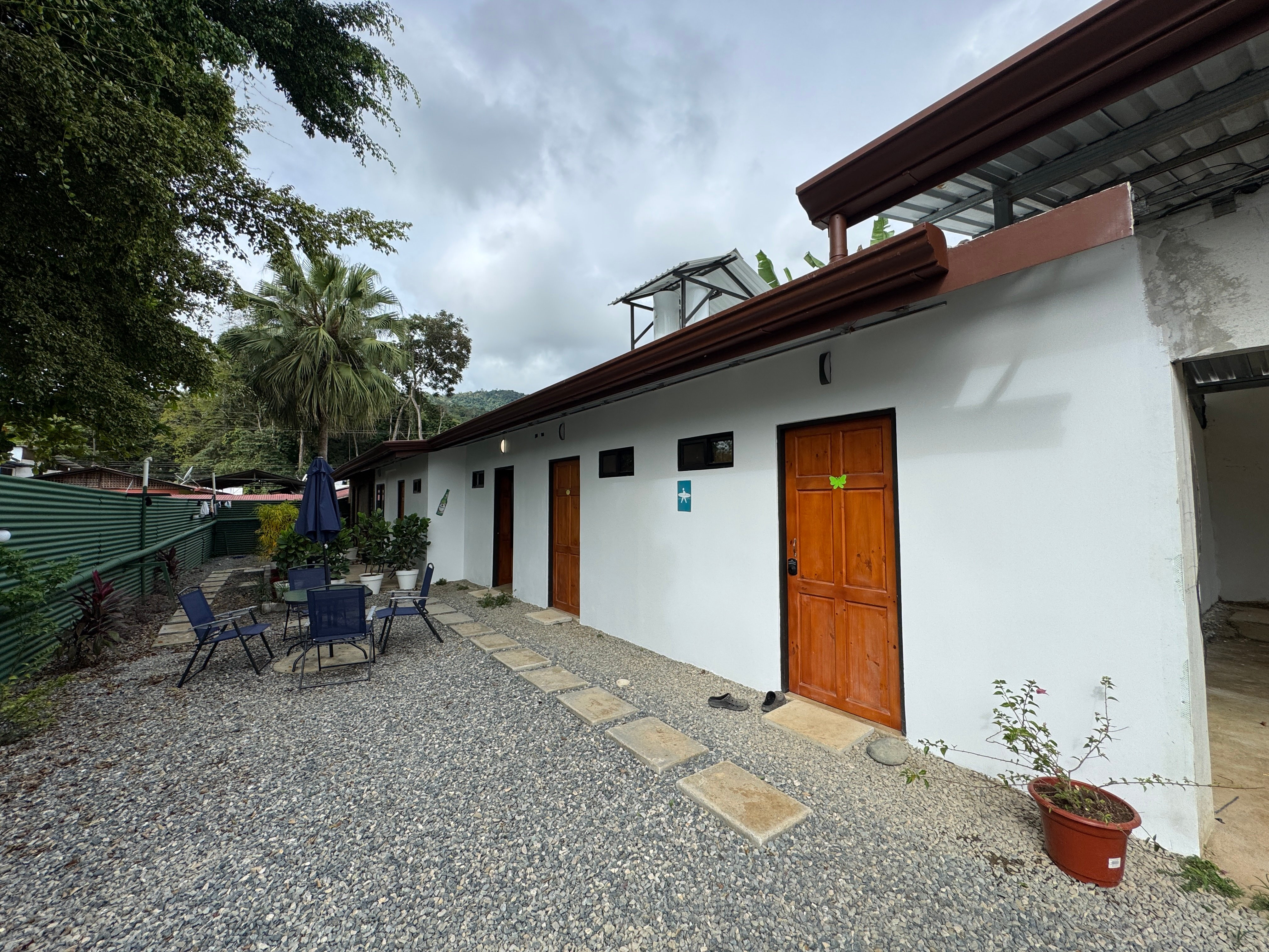 5-Cabin Commercial Property on Calle 2, Uvita property photo 4