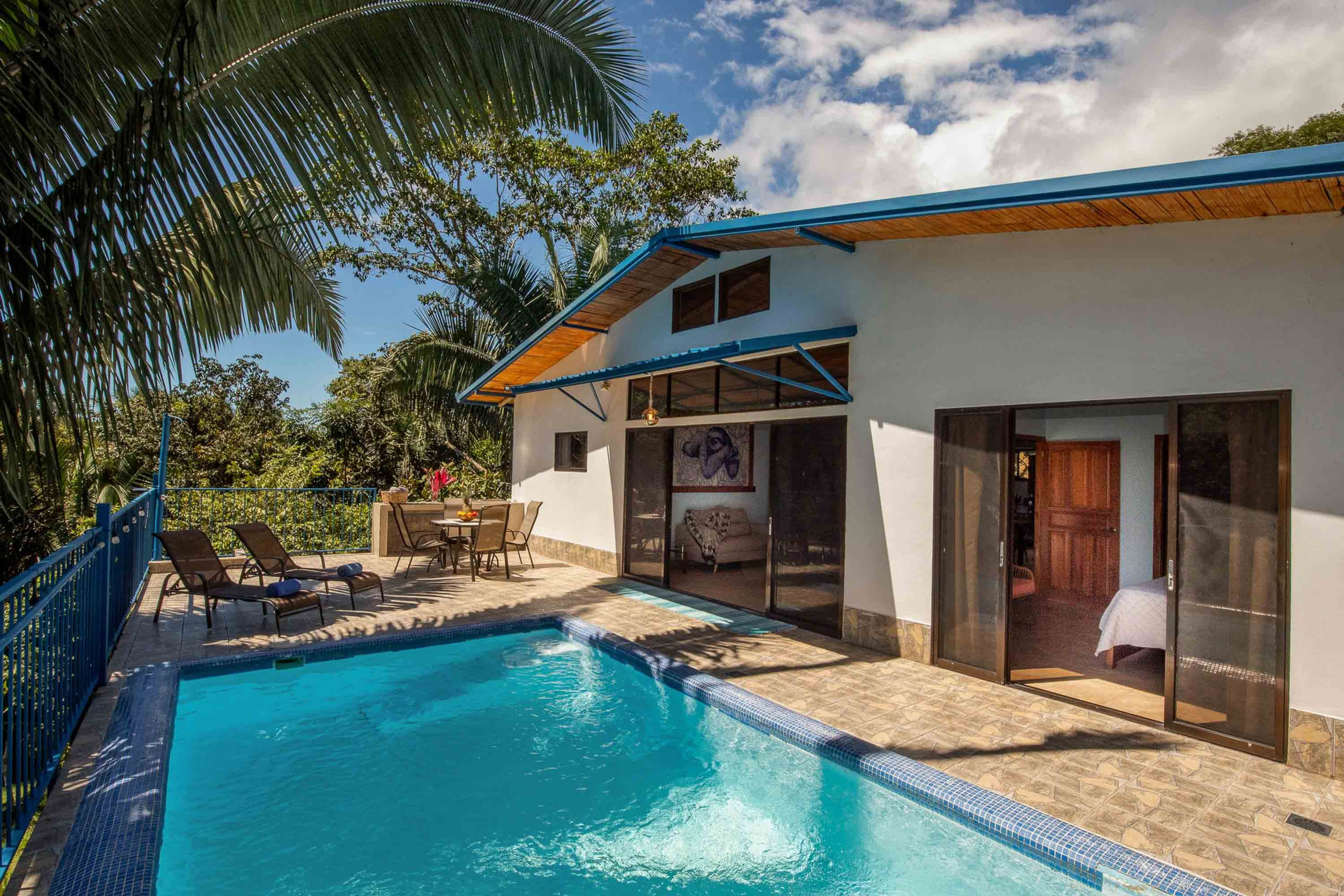 Private Home (Casa Cayena) in Manuel Antonio property photo 2