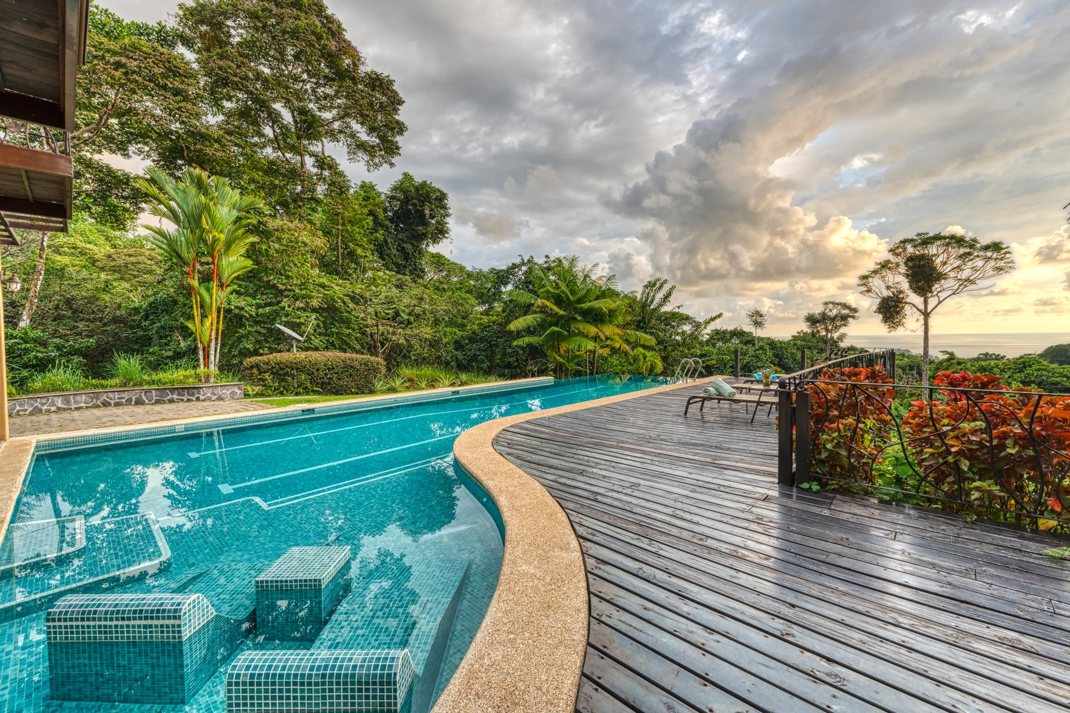 Luxury Ocean View Estate (Gorda Vista) Above Dominicalito Beach property photo 3