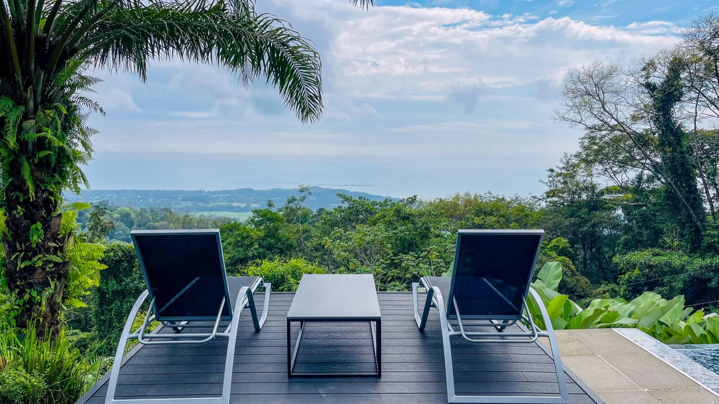 Whale’s Tail View Villa (Villa Coco) in Uvita property photo 2