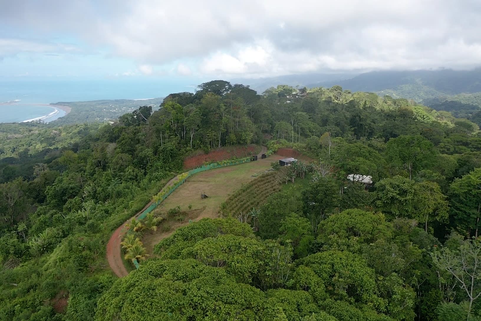 16.5-Acre Ridgetop Finca in Uvita property photo 4