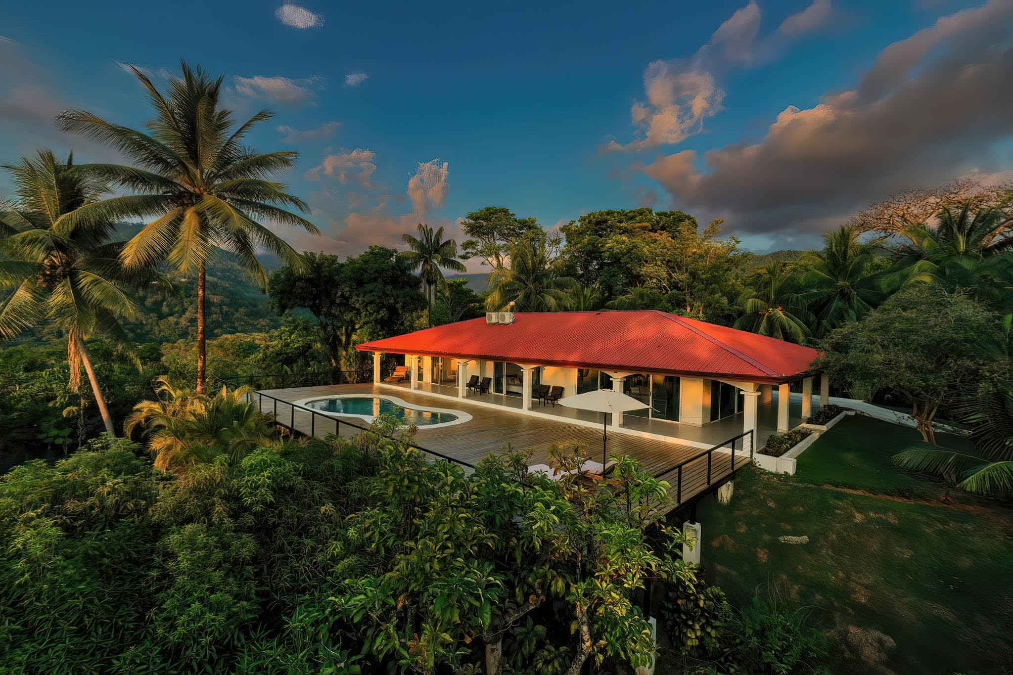 Hacienda-Style Home (Casa Blanca) in Uvita property photo 4