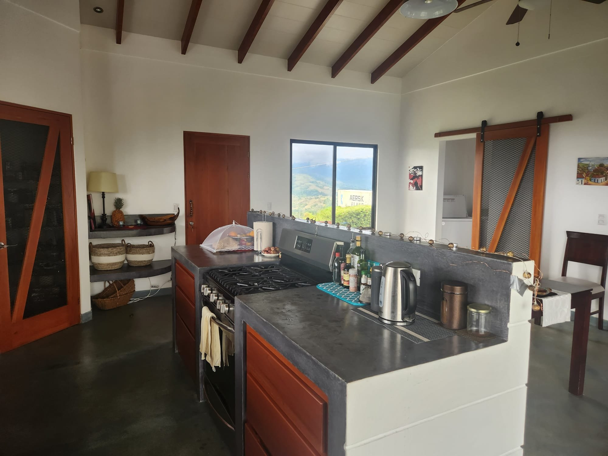 Mountain and Ocean View Home on Cocoa Ridge, Platanillo property photo 3