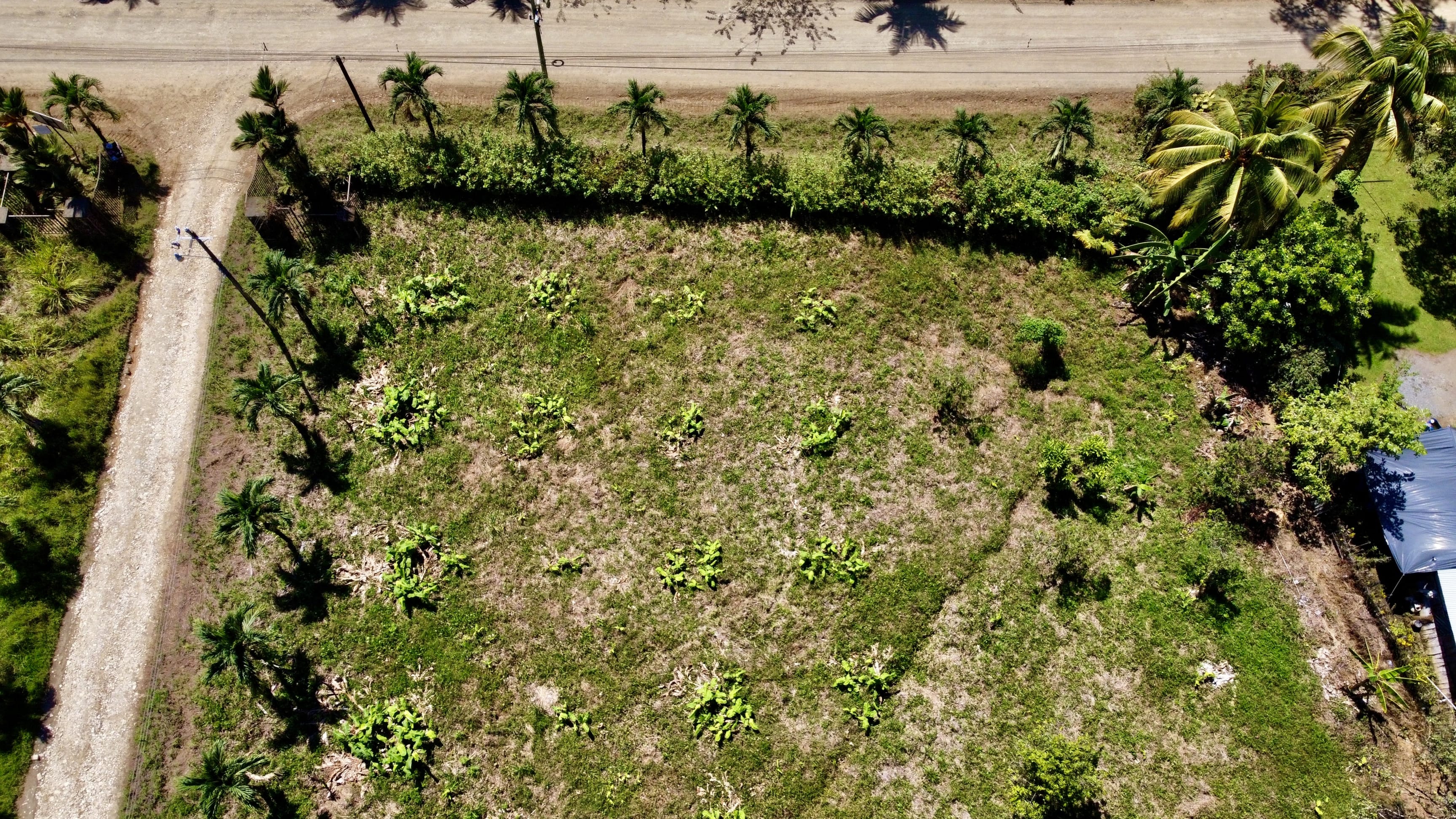 Multi-Zone Corner Lot in Ojochal in Ojochal, Costa Rica