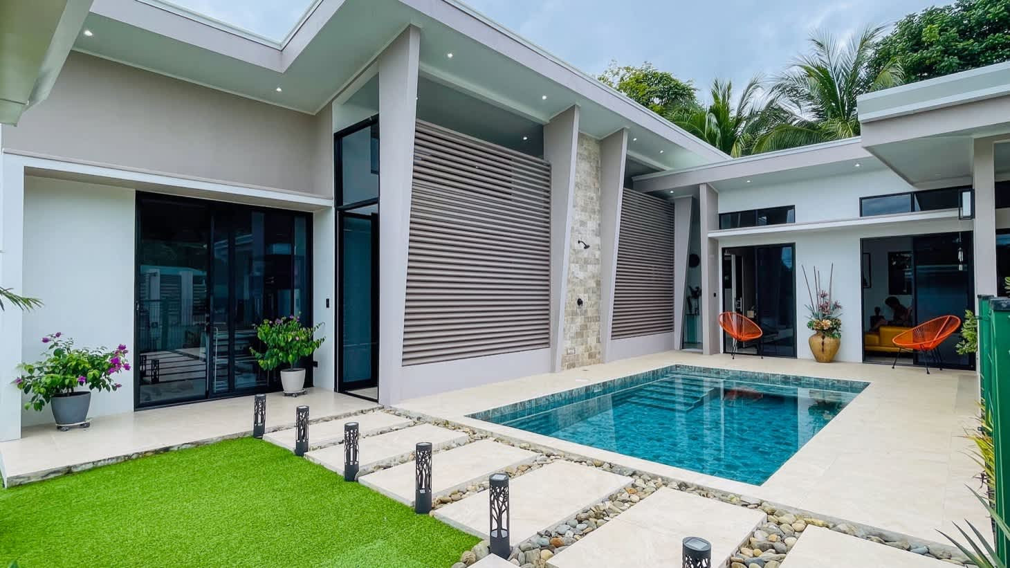 Turnkey Modern Home in Central Uvita property photo 4