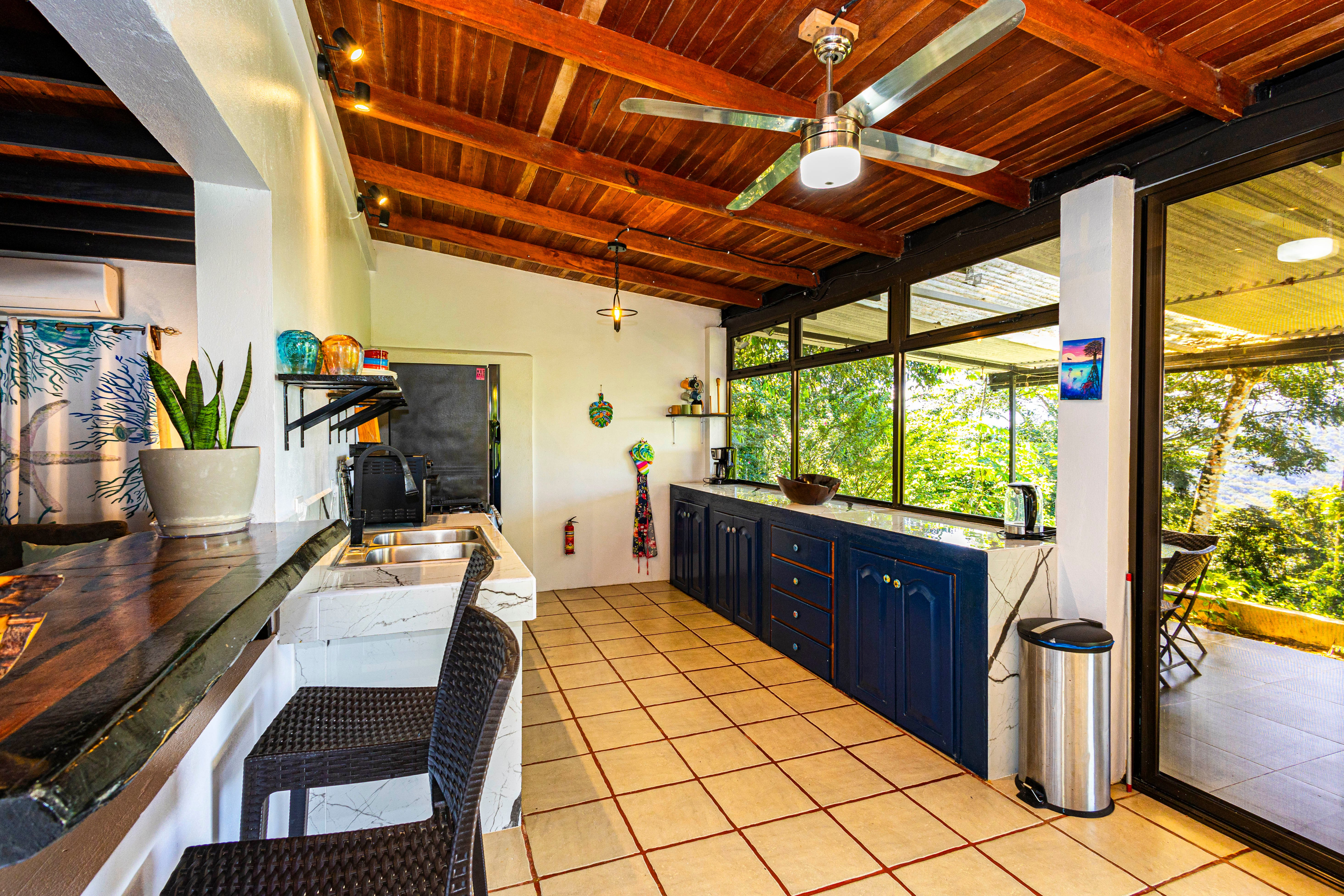 Jungle Estate Near Dominical Beach property photo 4