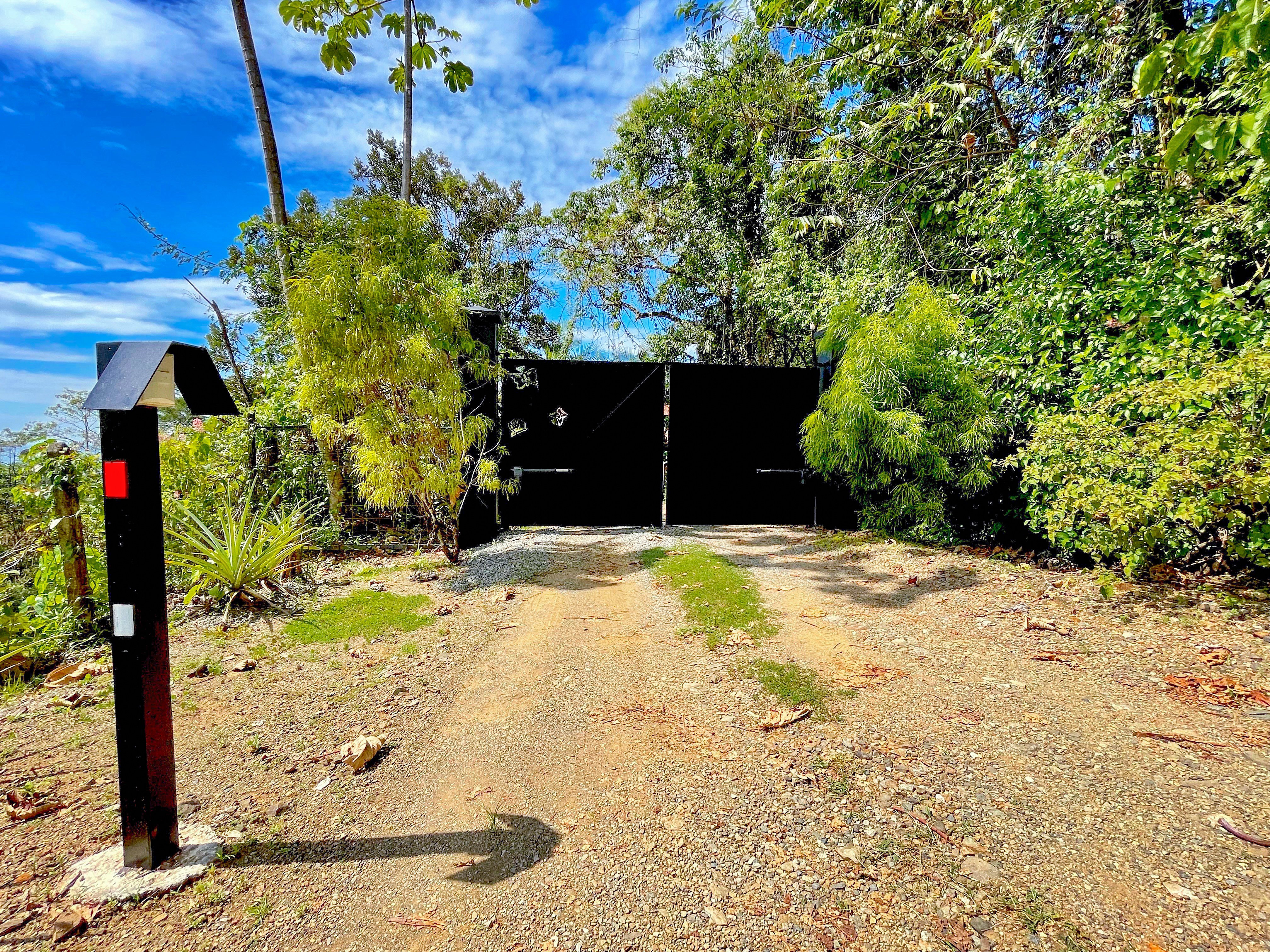 Ocean View Boutique Hotel in Uvita property photo 2