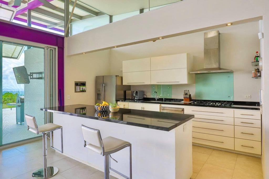 Luxury Ocean View Home (Villa Violeta) in Tres Rios property photo 4