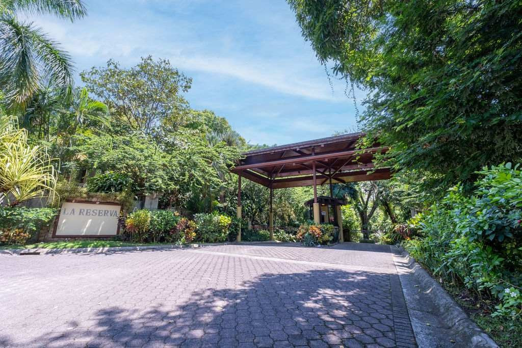 Luxury 7-Bedroom Estate in La Reserva, Manuel Antonio property photo 3