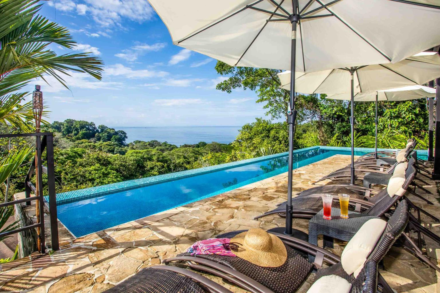 Rainforest Lodge and Spa on 13 Acres in Uvita property photo 2