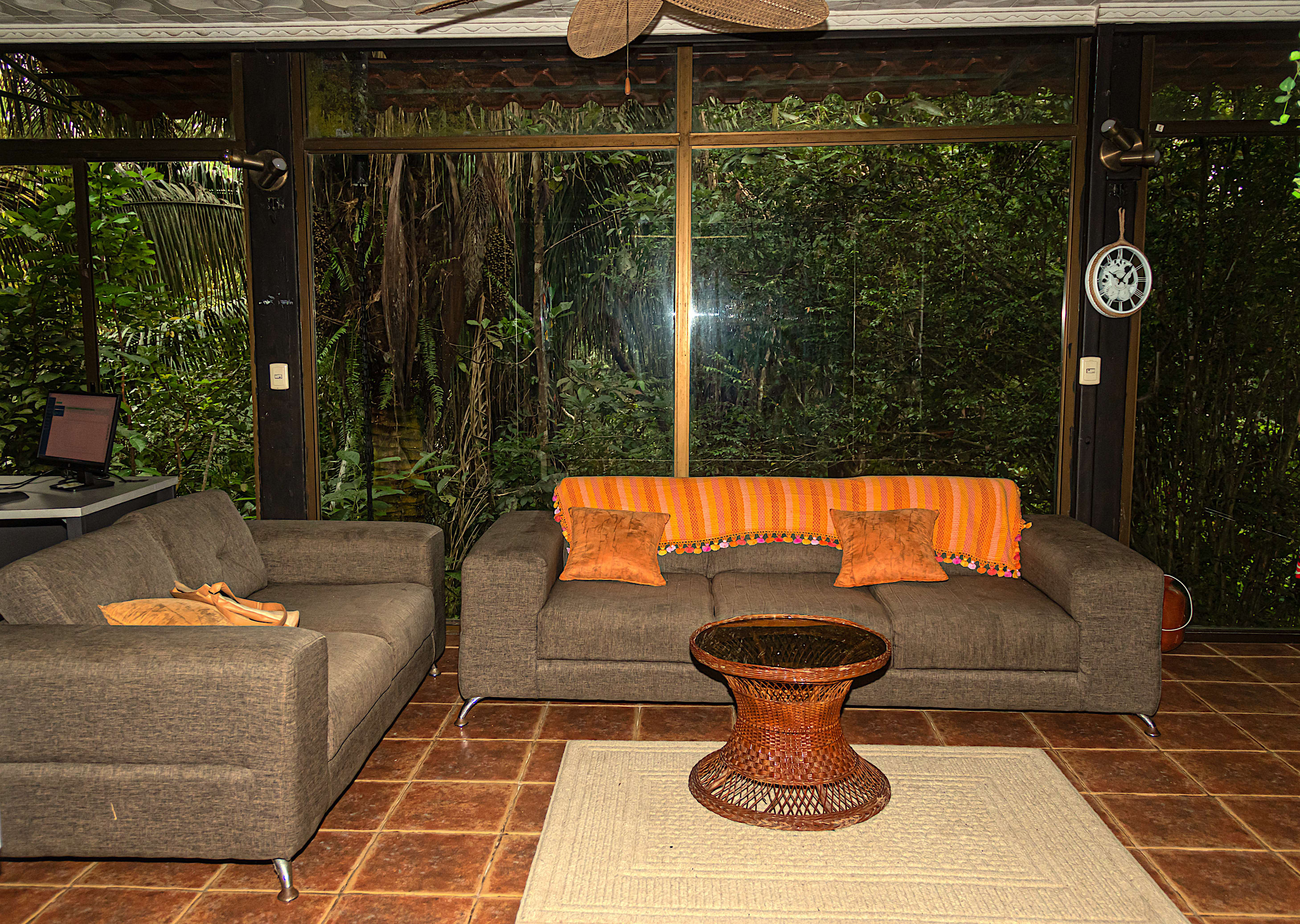Income-Producing Estate in Manuel Antonio property photo 2
