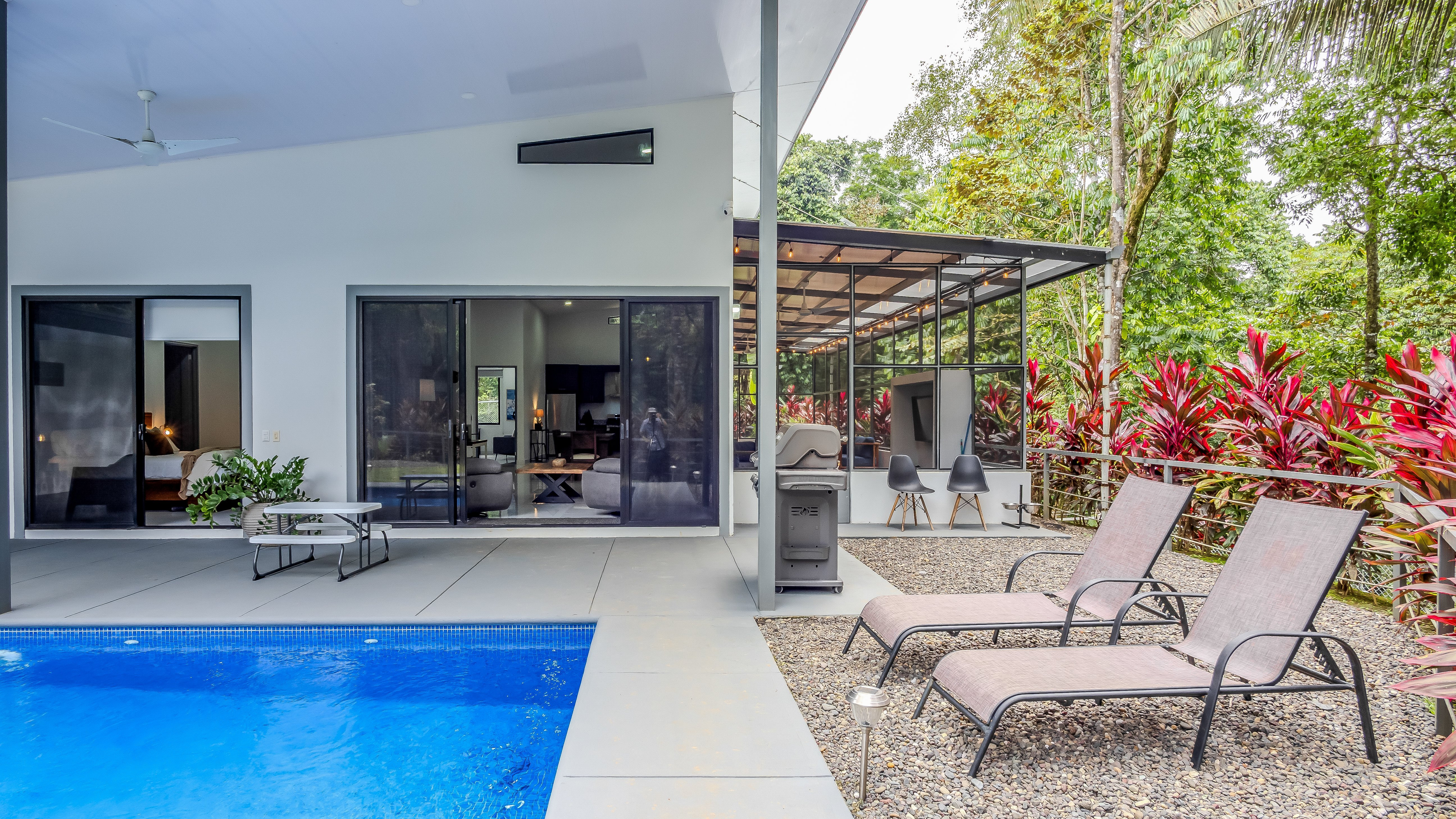 Modern Jungle Home in Cinco Ventanas, Ojochal property photo 5