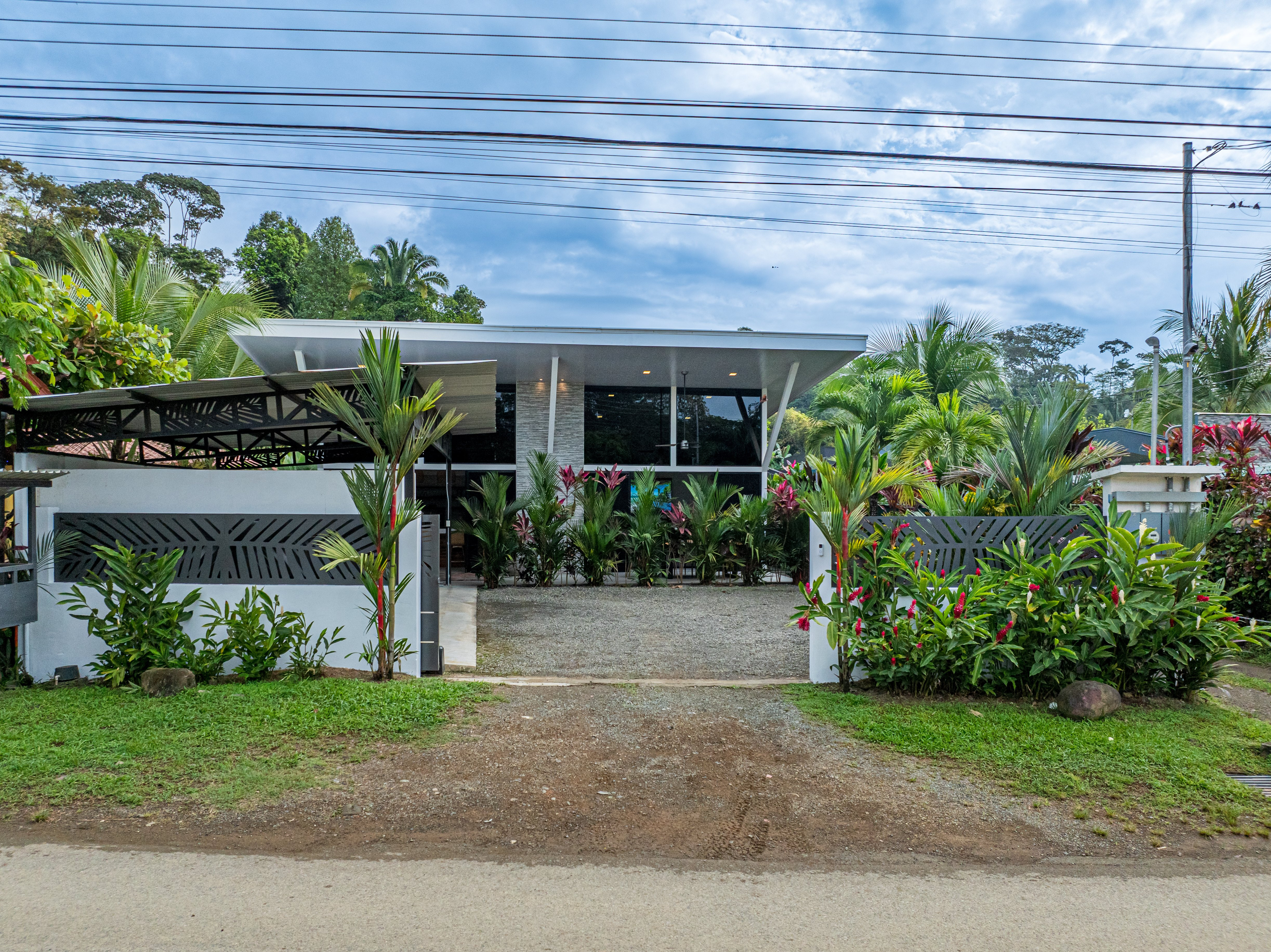 Turnkey Pool Home in Uvita property photo 4