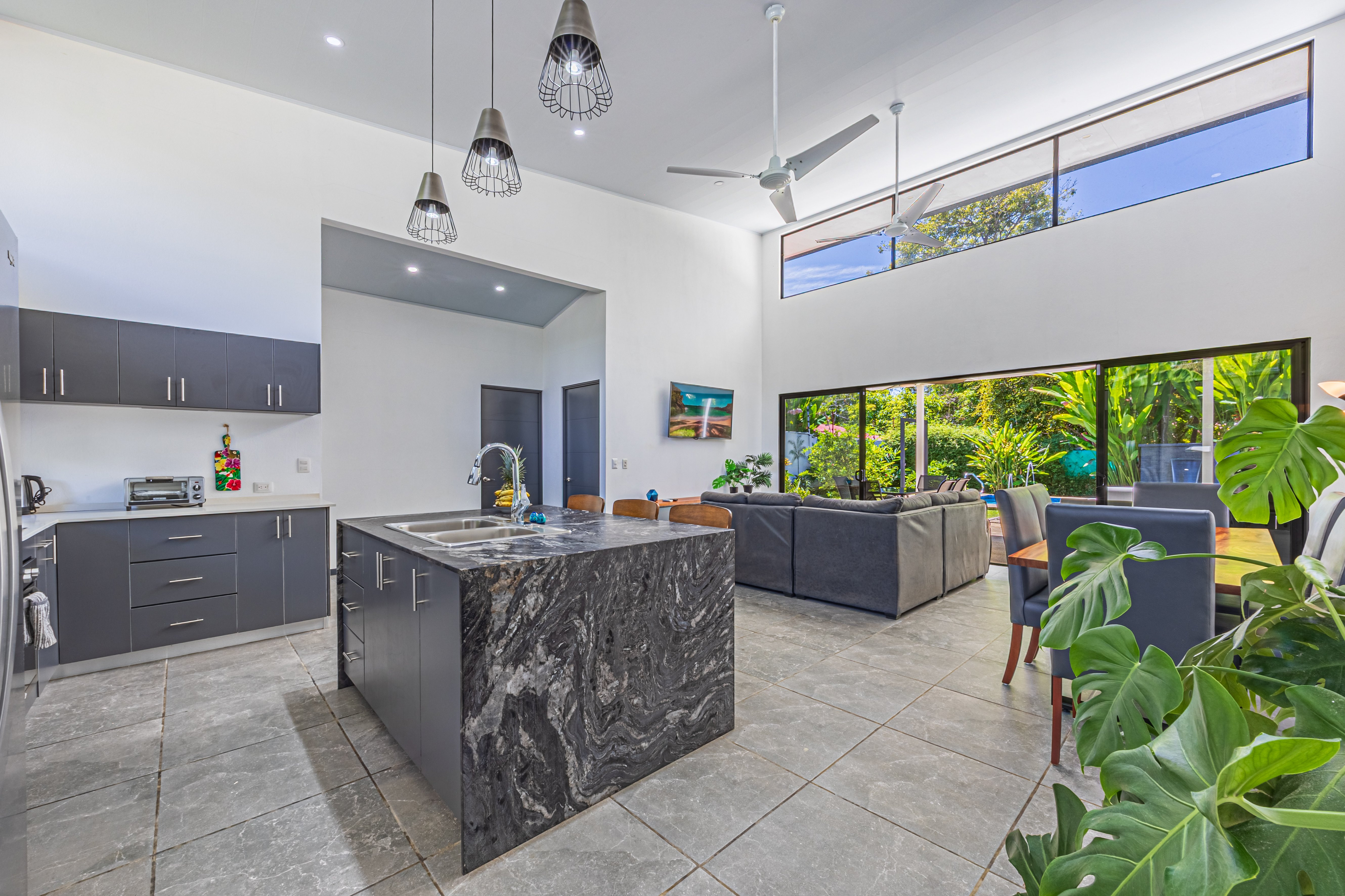 Modern 3-Bedroom Home Near Whale’s Tail, Uvita property photo 2