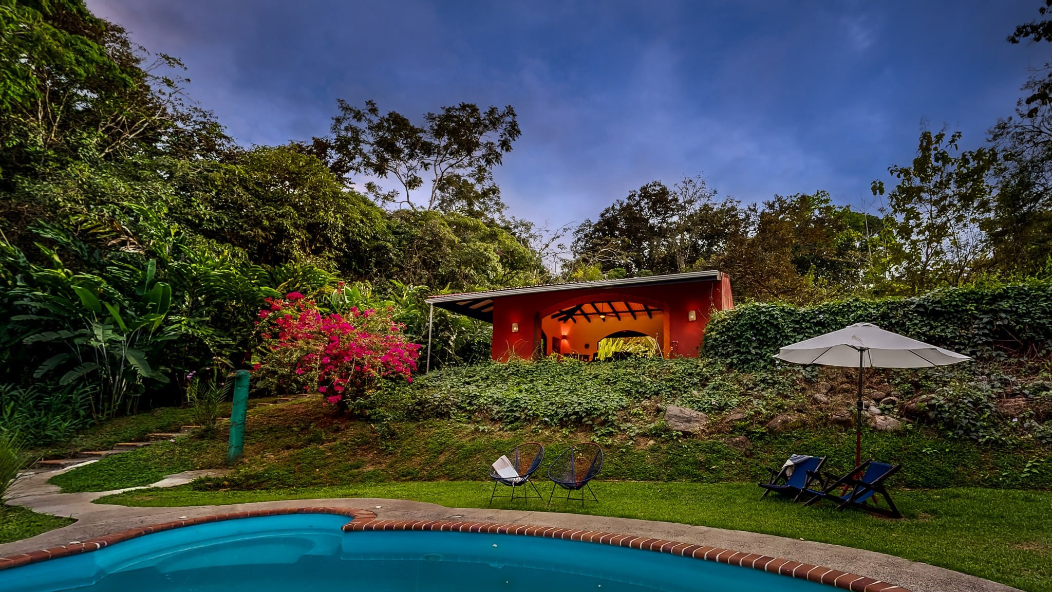8-Bedroom Boutique Hotel on 2.5 Acres in Uvita property photo 3