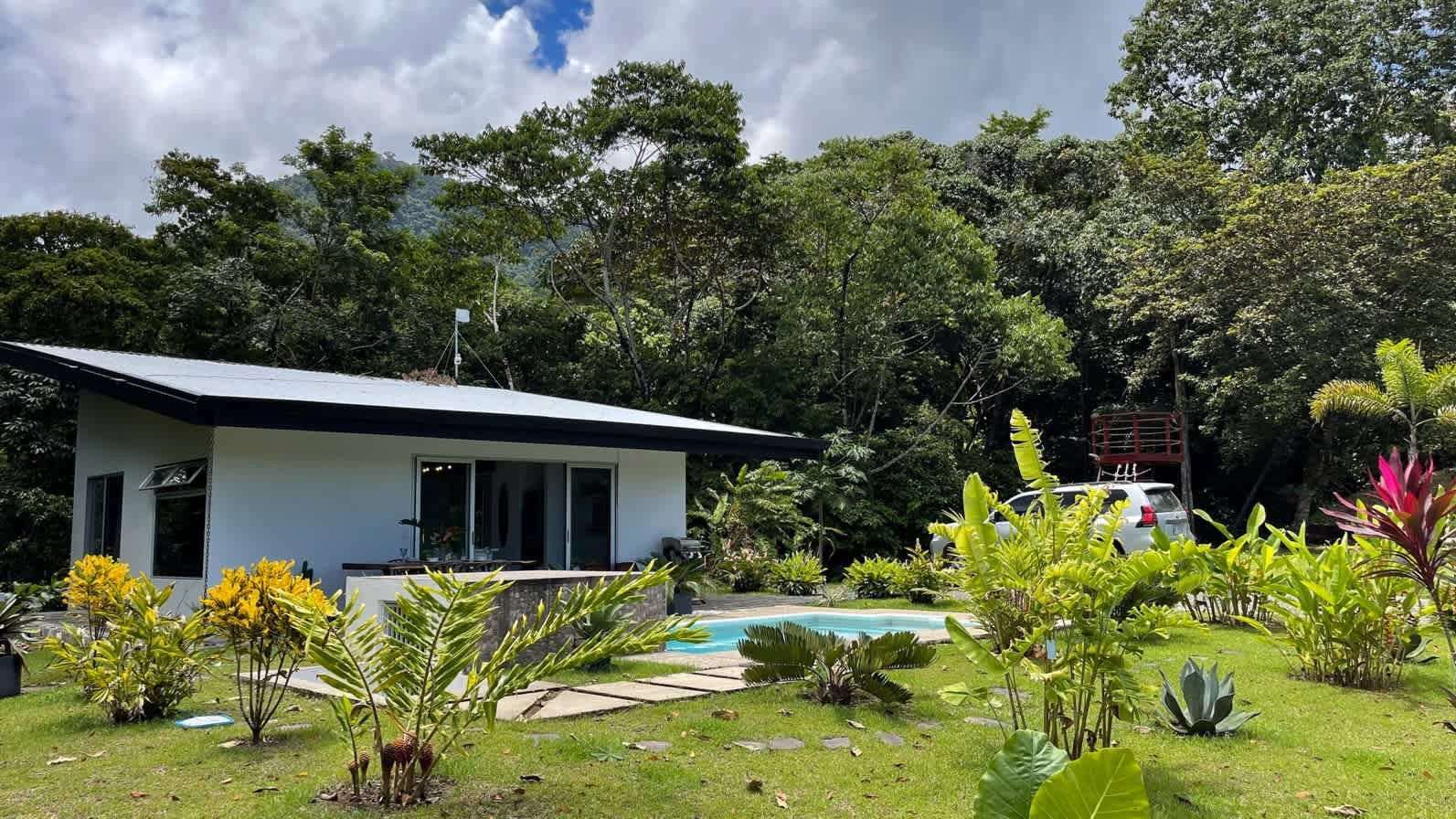 Rainforest Villa in Tres Rios de Coronado, Near Ojochal property photo 4